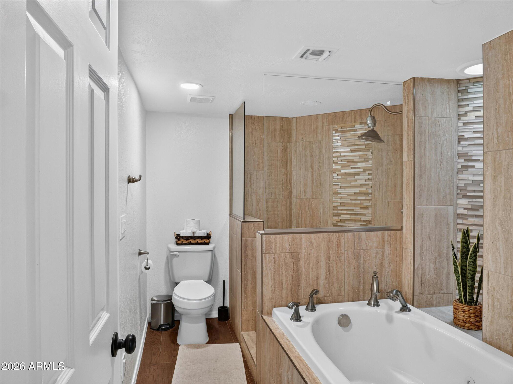 MARINA LINDA AMD - Residential