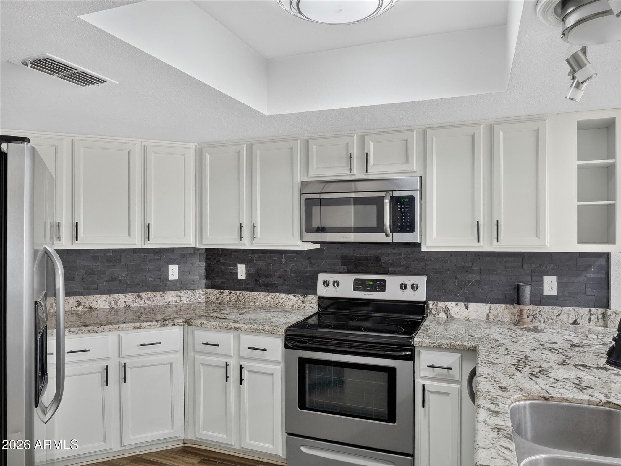 MARINA LINDA AMD - Residential