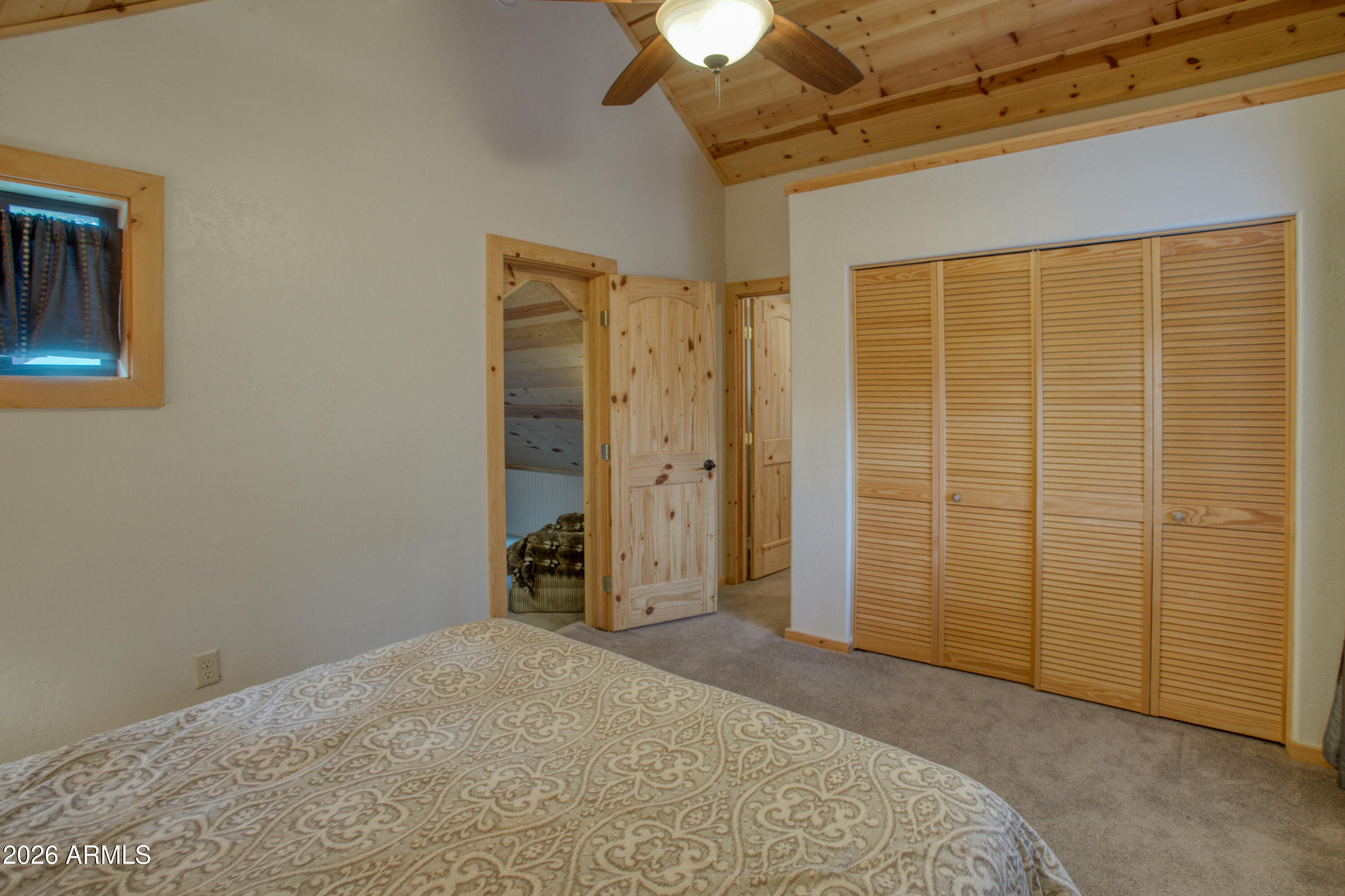 WHITE MOUNTAIN SUMMER HOMES - Residential