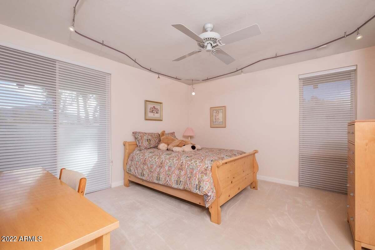 CAMELBACK COUNTRY ESTATES UNIT 2 - Residential
