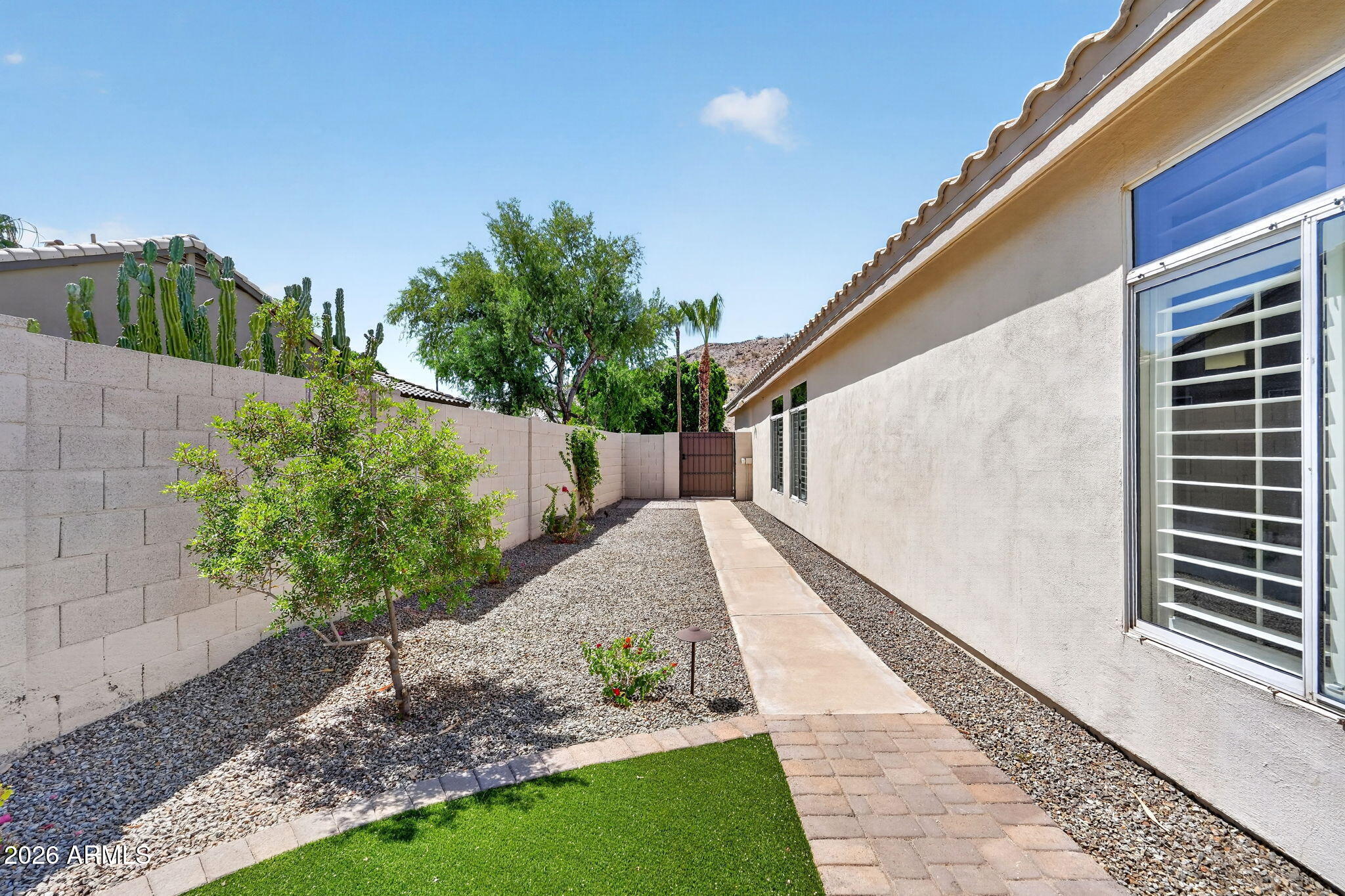 DESERT HILLS 2 AT MOUNTAIN PARK RANCH - Residential