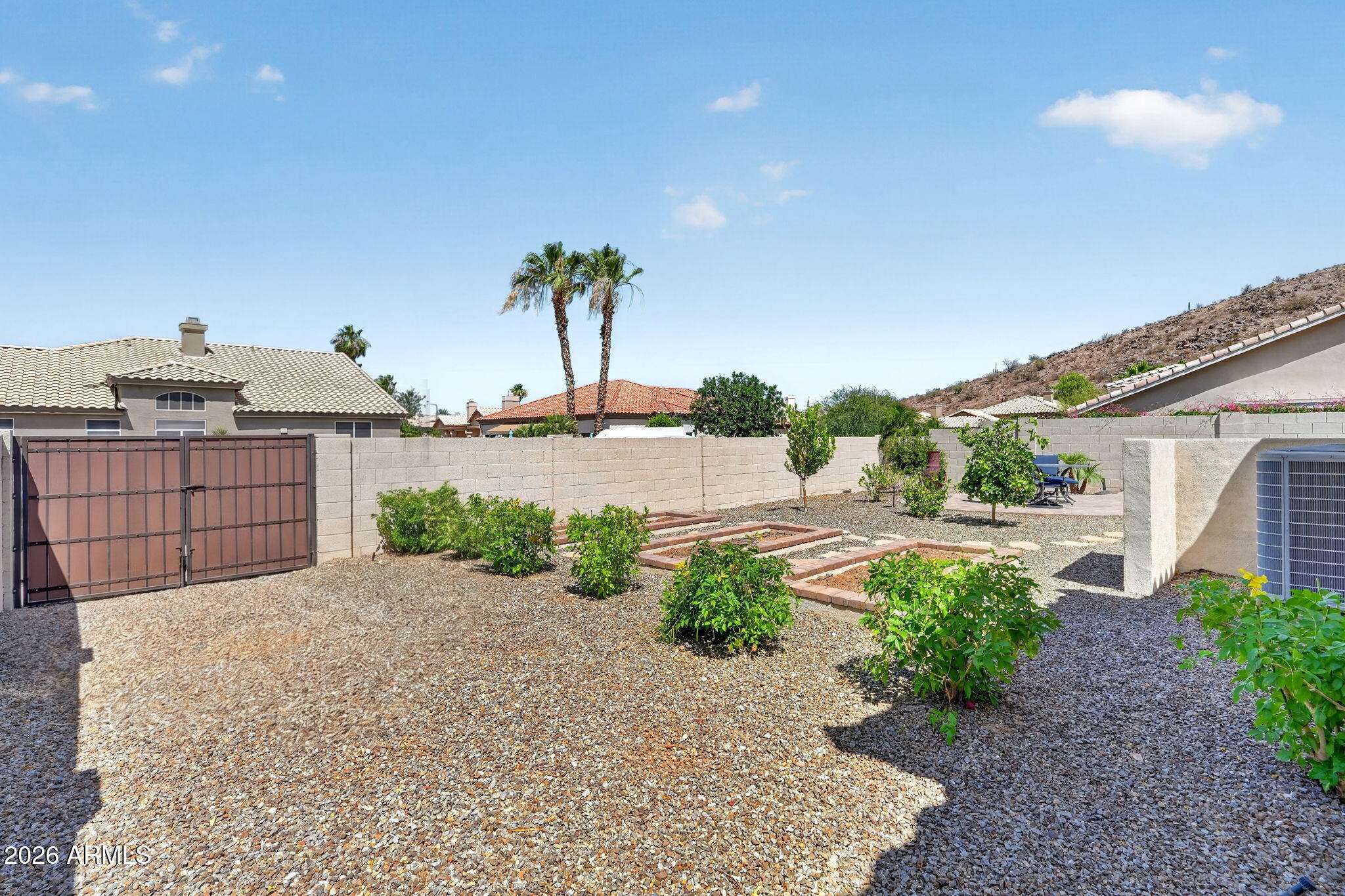 DESERT HILLS 2 AT MOUNTAIN PARK RANCH - Residential
