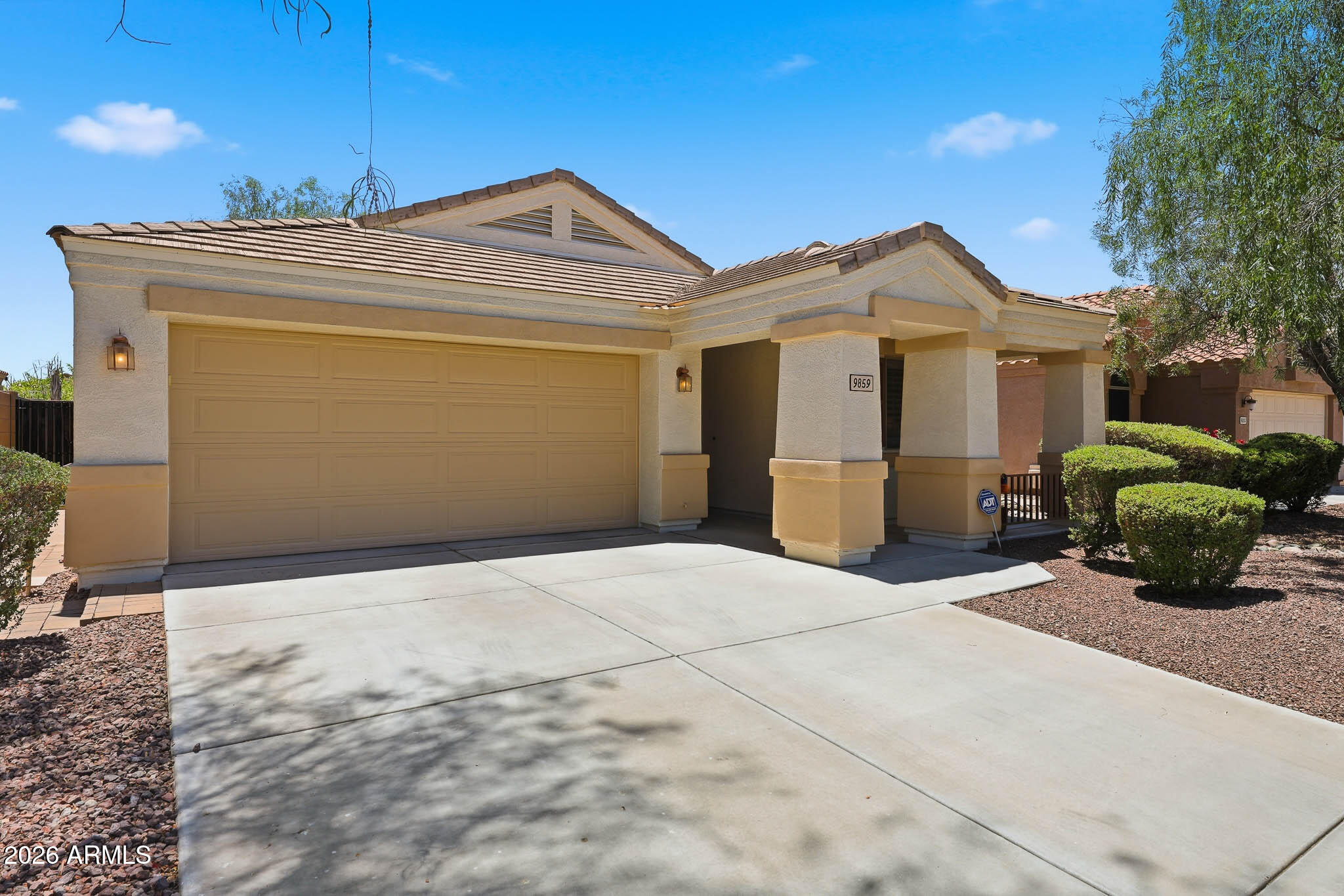 CAMINO A LAGO SOUTH UNIT 8 - Residential