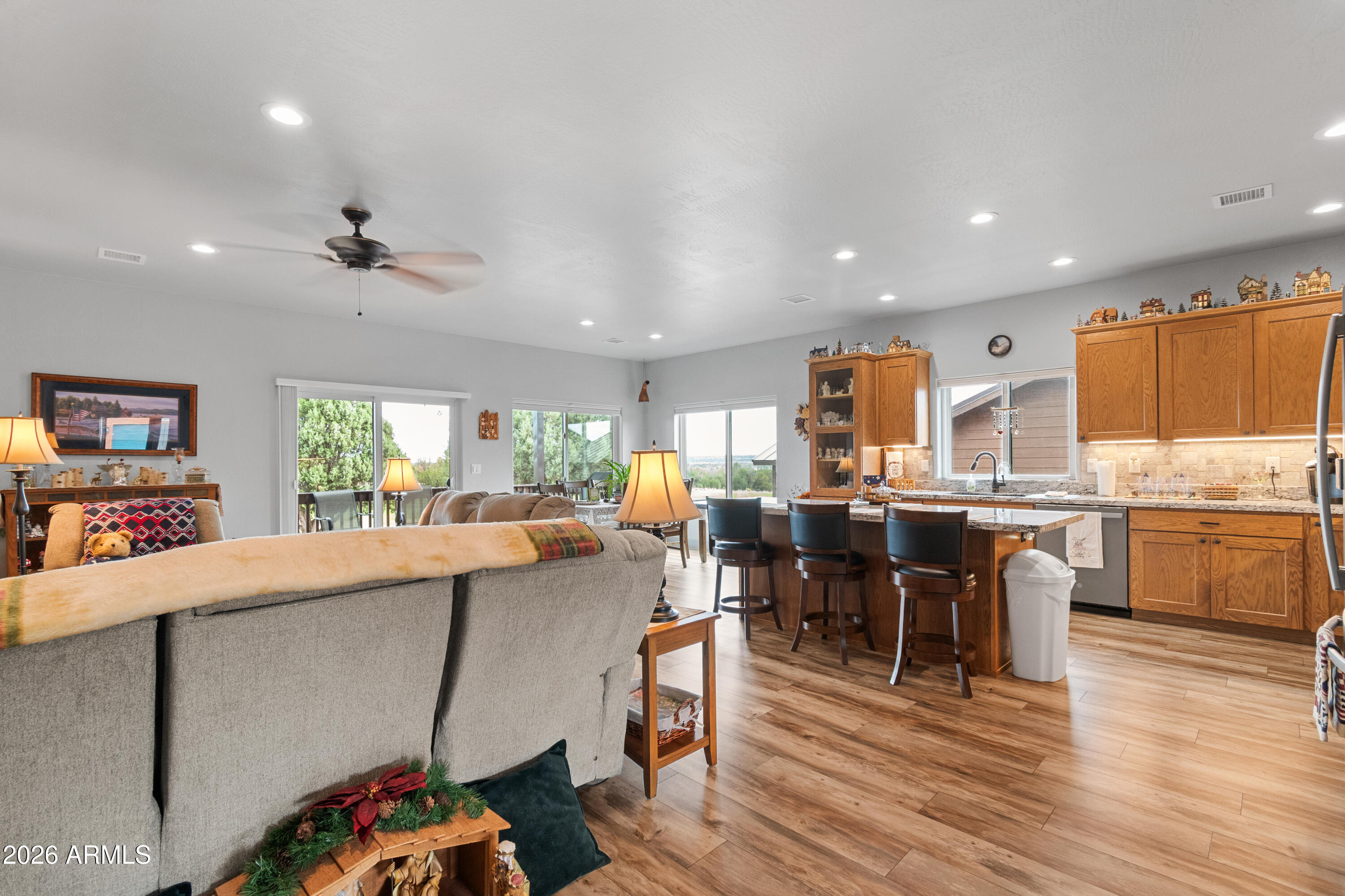 WHITE MOUNTAIN LAKE VISTAS UNIT 1 - Residential