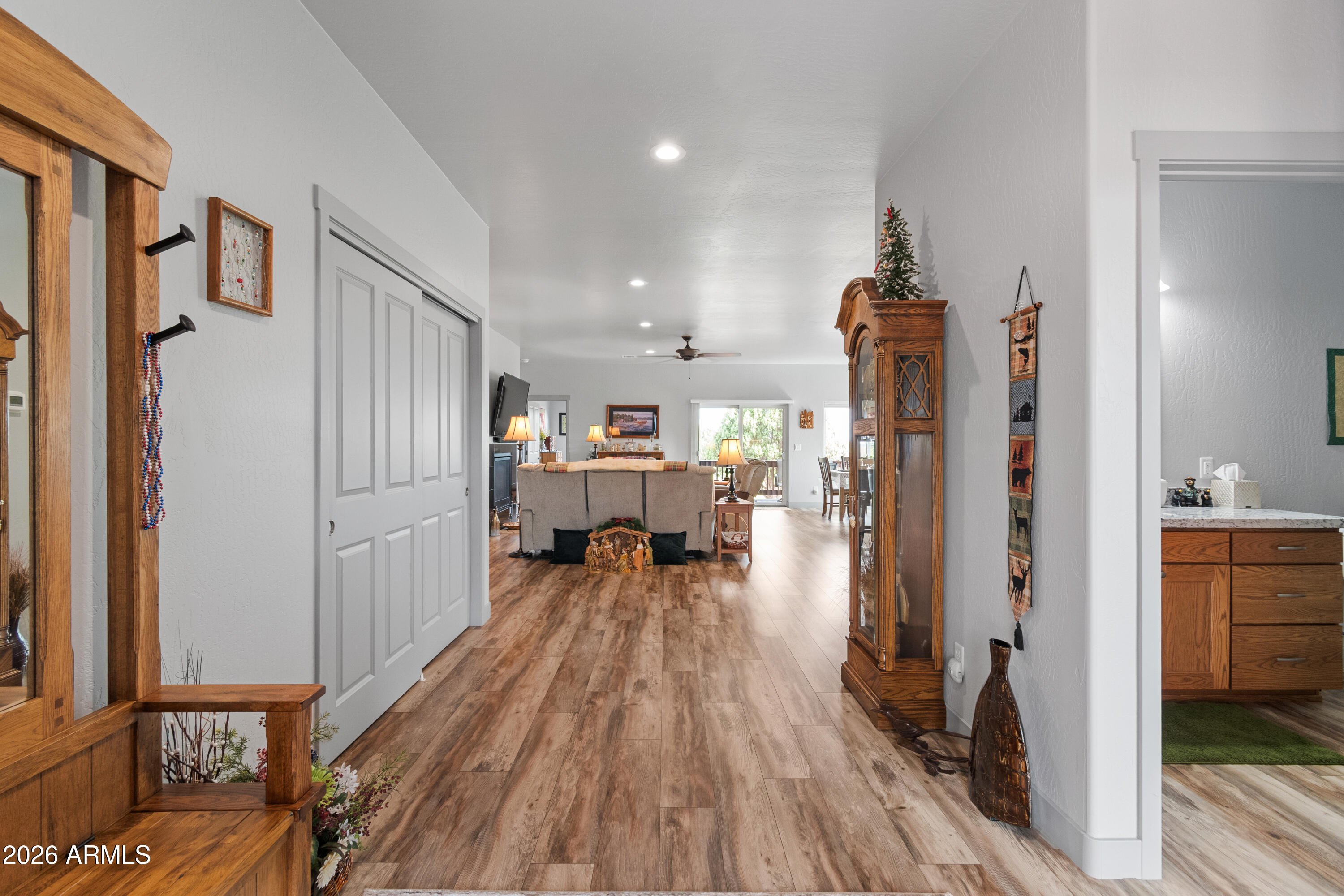 WHITE MOUNTAIN LAKE VISTAS UNIT 1 - Residential