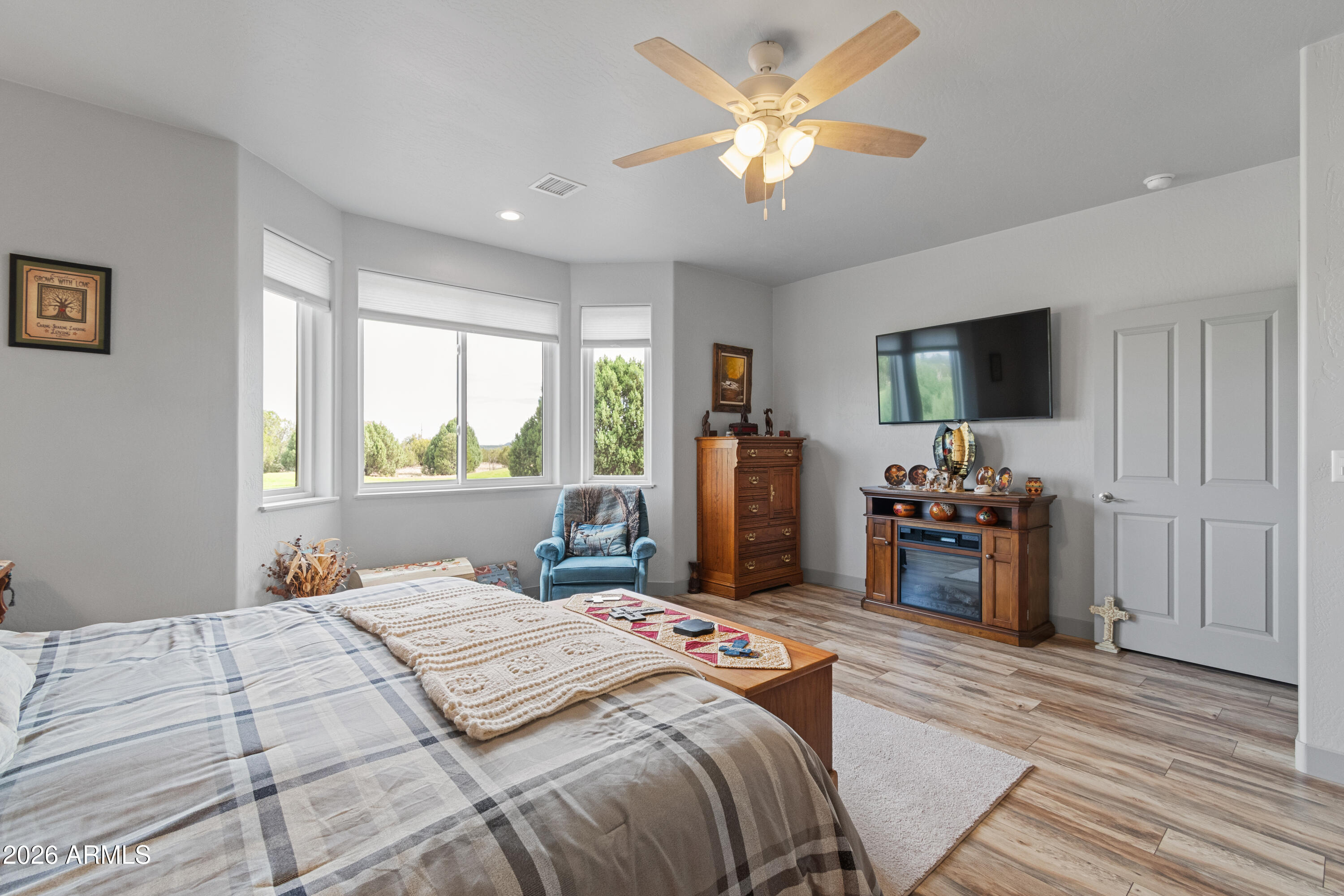 WHITE MOUNTAIN LAKE VISTAS UNIT 1 - Residential