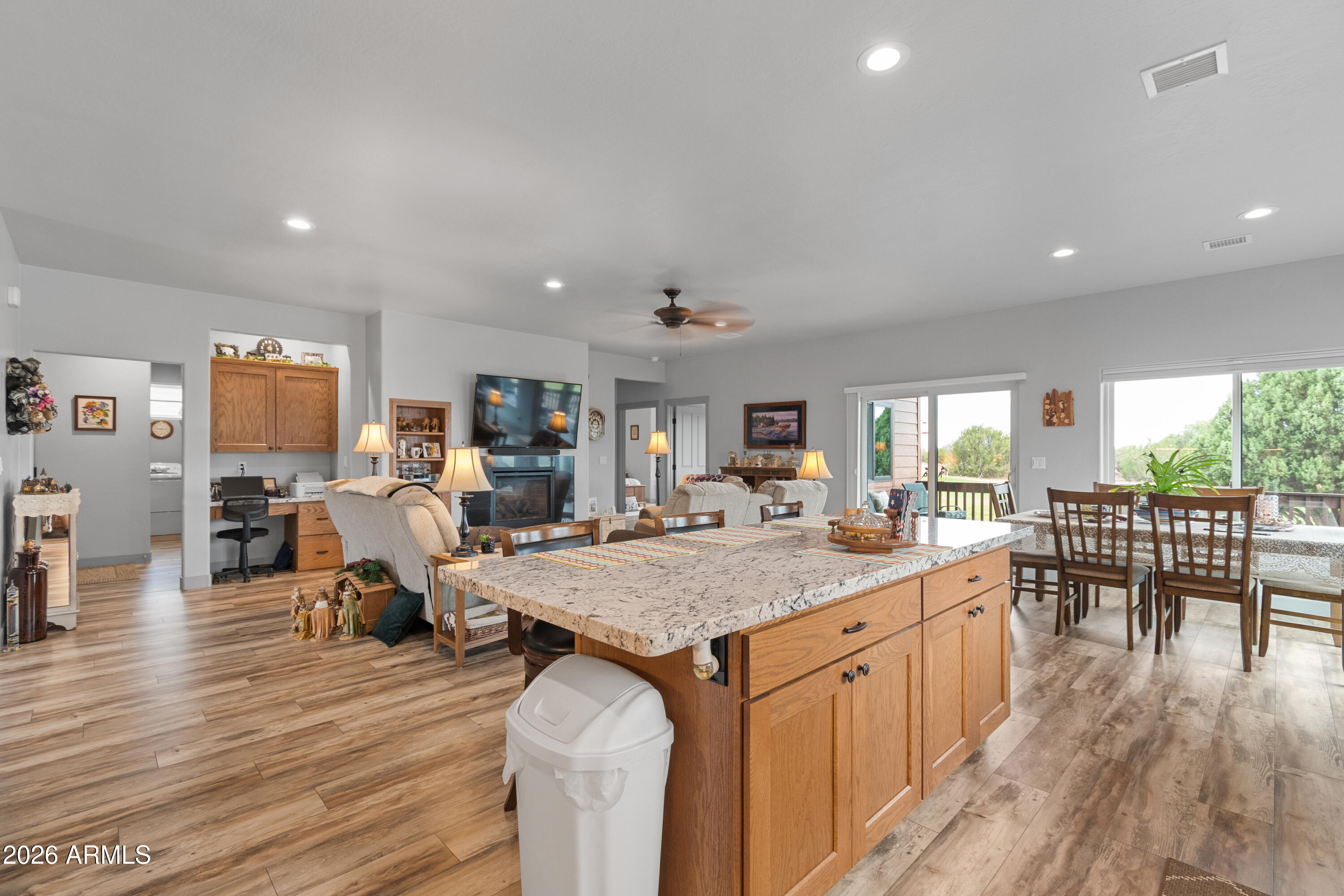 WHITE MOUNTAIN LAKE VISTAS UNIT 1 - Residential