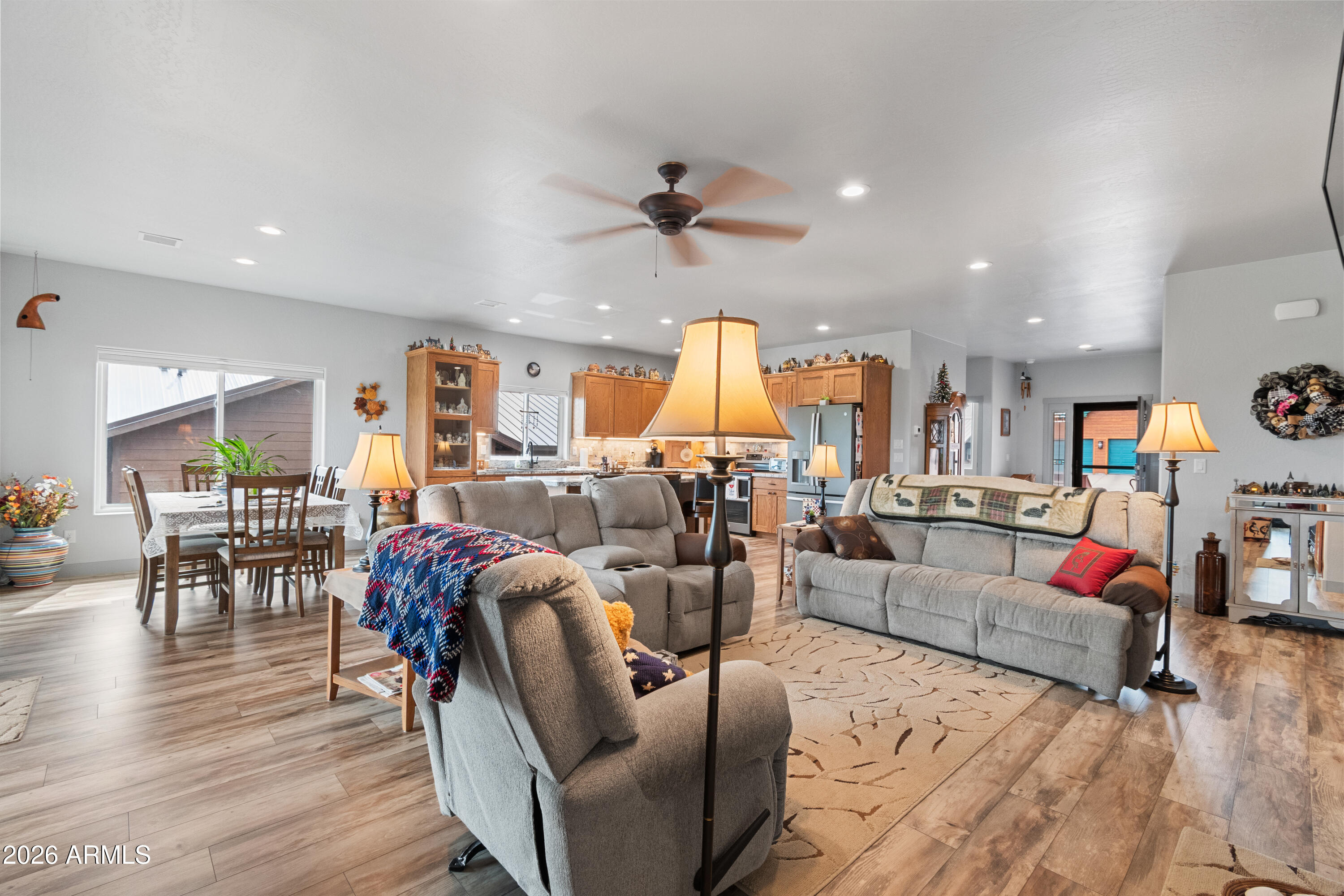 WHITE MOUNTAIN LAKE VISTAS UNIT 1 - Residential