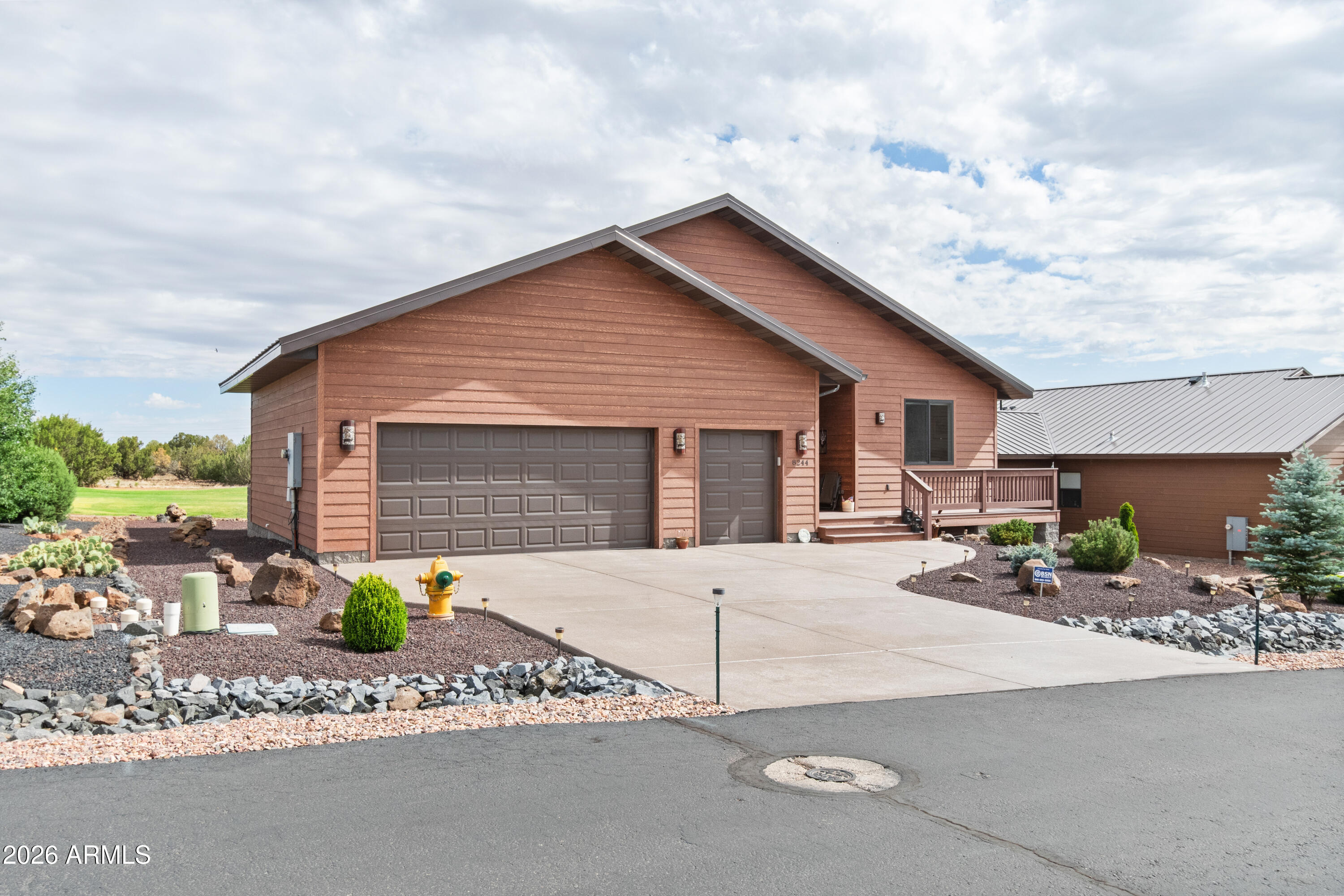 WHITE MOUNTAIN LAKE VISTAS UNIT 1 - Residential