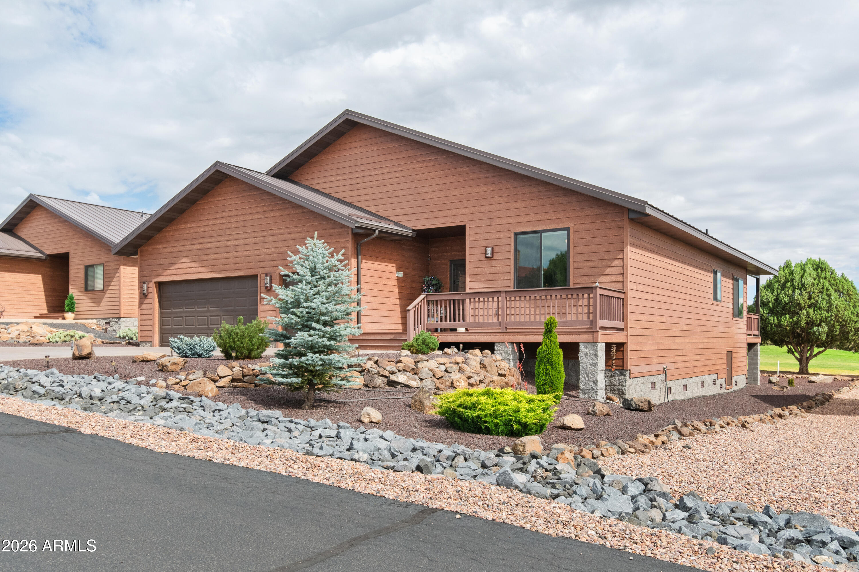 WHITE MOUNTAIN LAKE VISTAS UNIT 1 - Residential