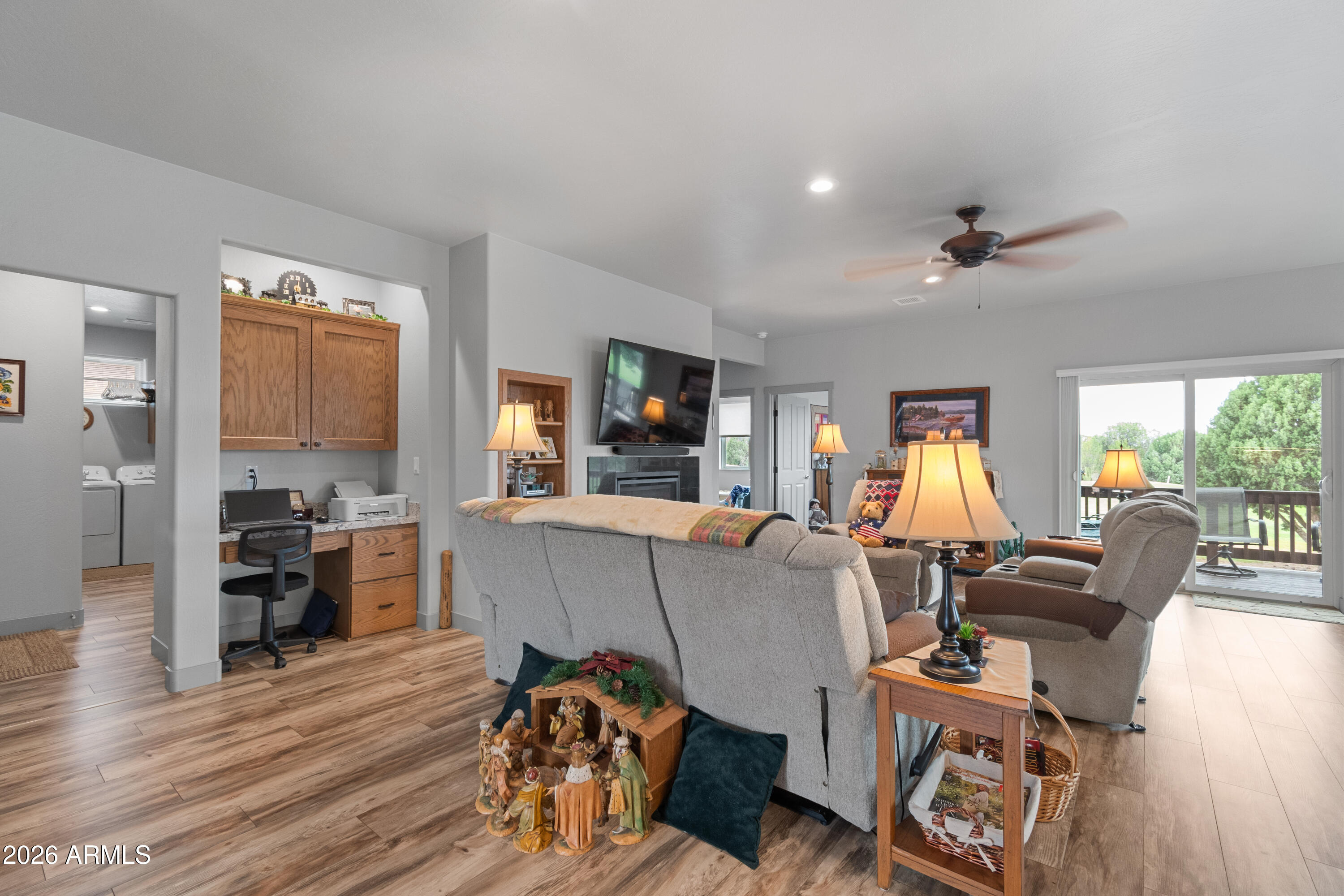 WHITE MOUNTAIN LAKE VISTAS UNIT 1 - Residential