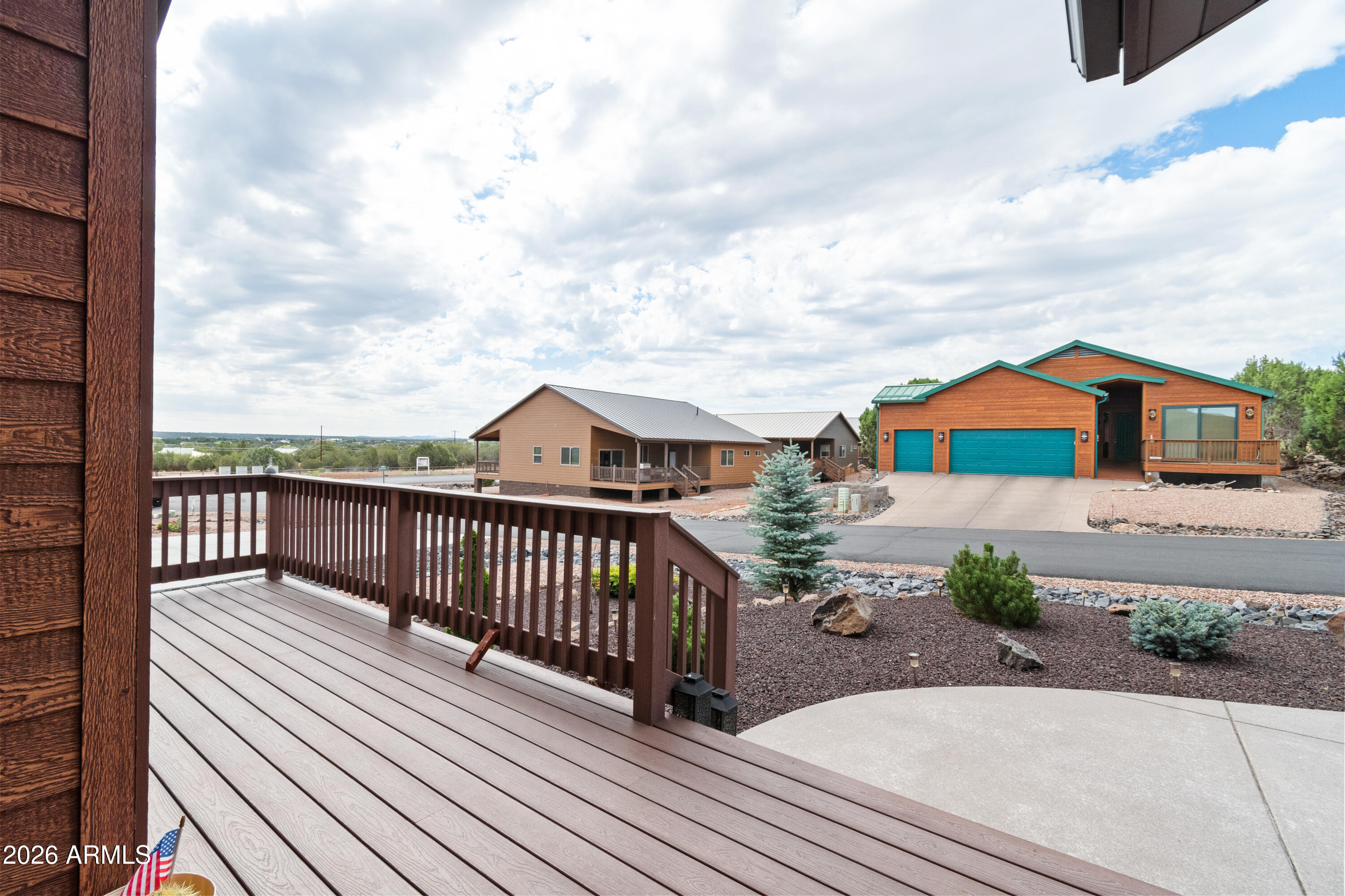 WHITE MOUNTAIN LAKE VISTAS UNIT 1 - Residential