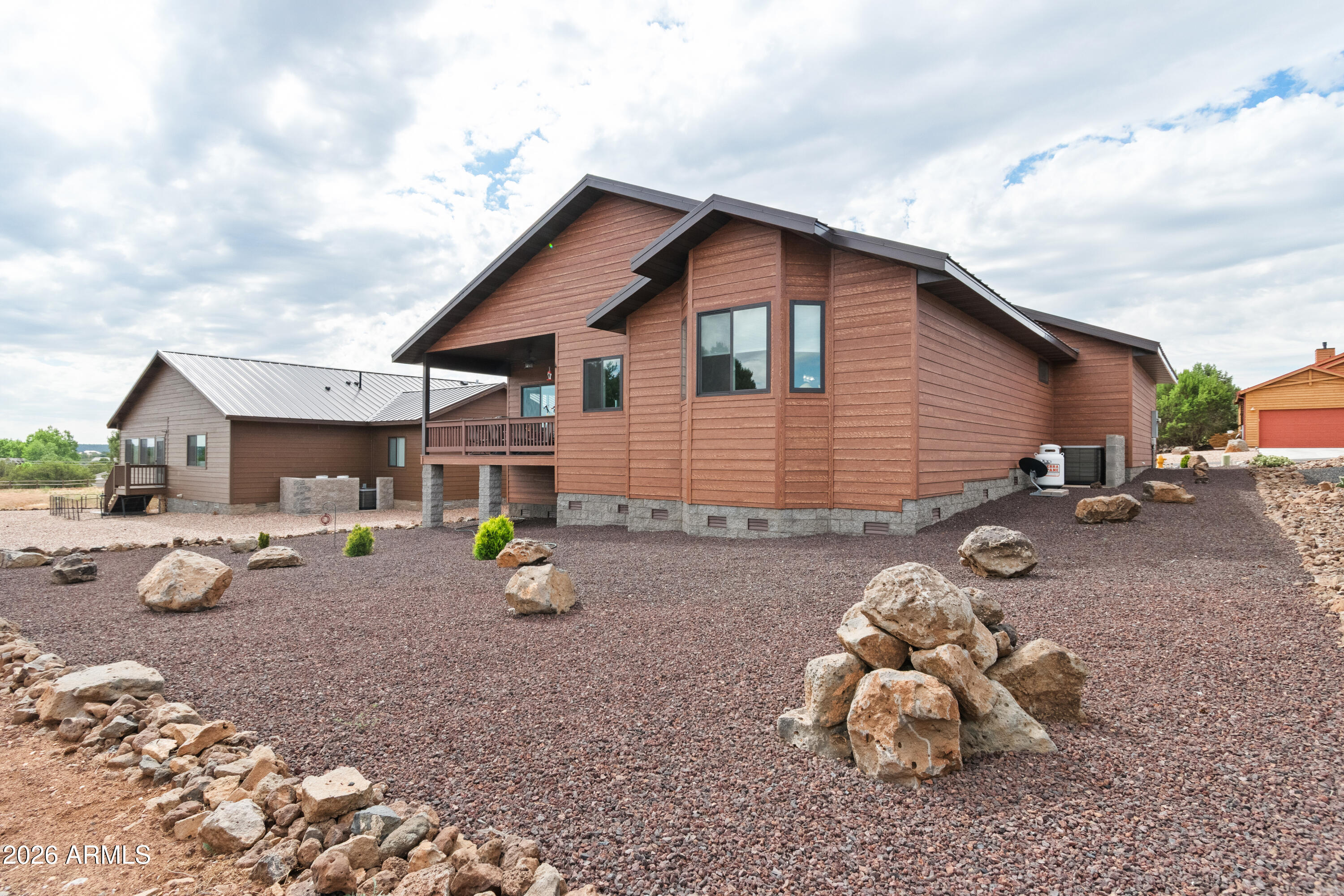 WHITE MOUNTAIN LAKE VISTAS UNIT 1 - Residential