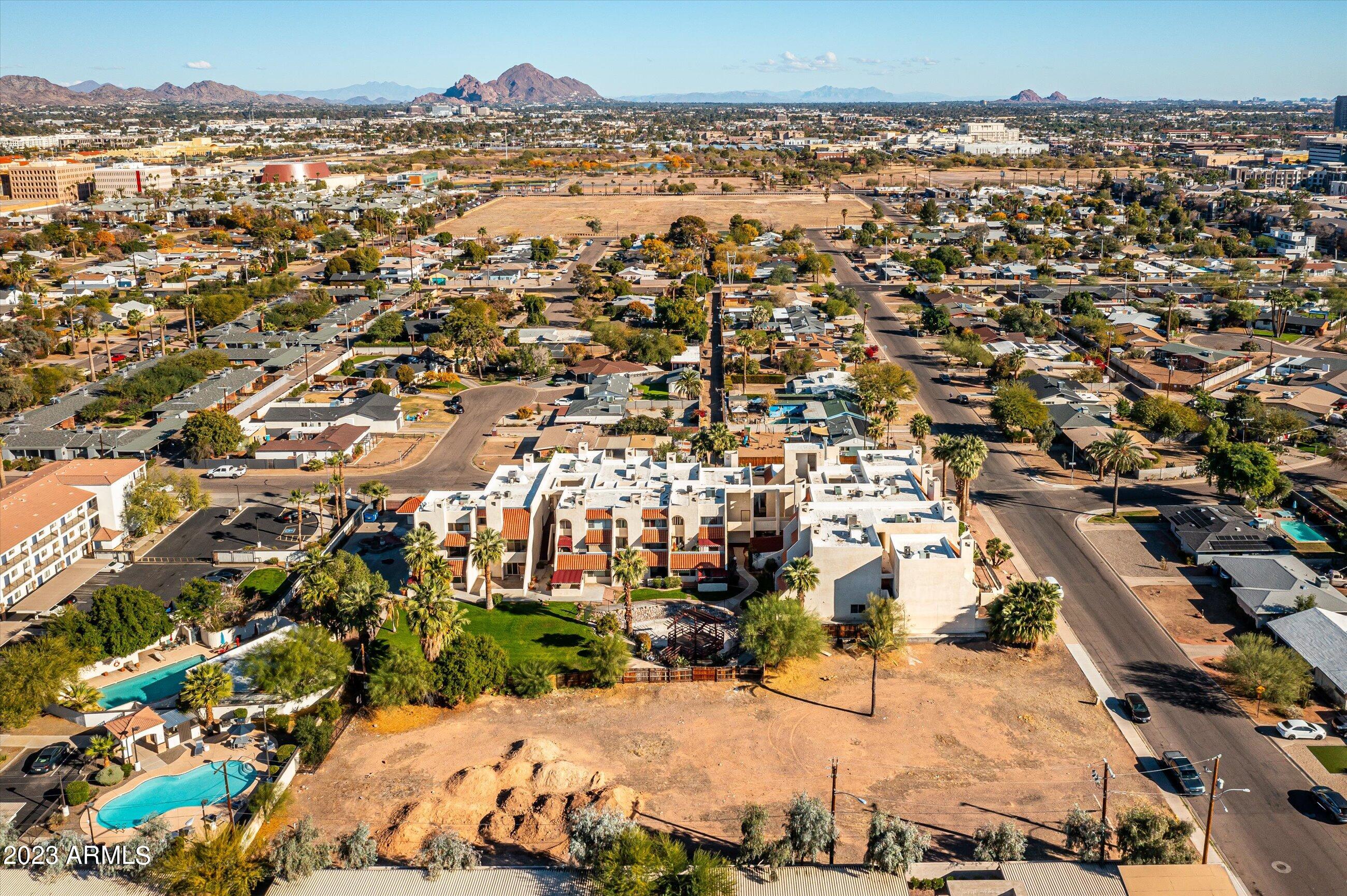 PARK FIFTH AVENUE CONDOMINIUMS - Land