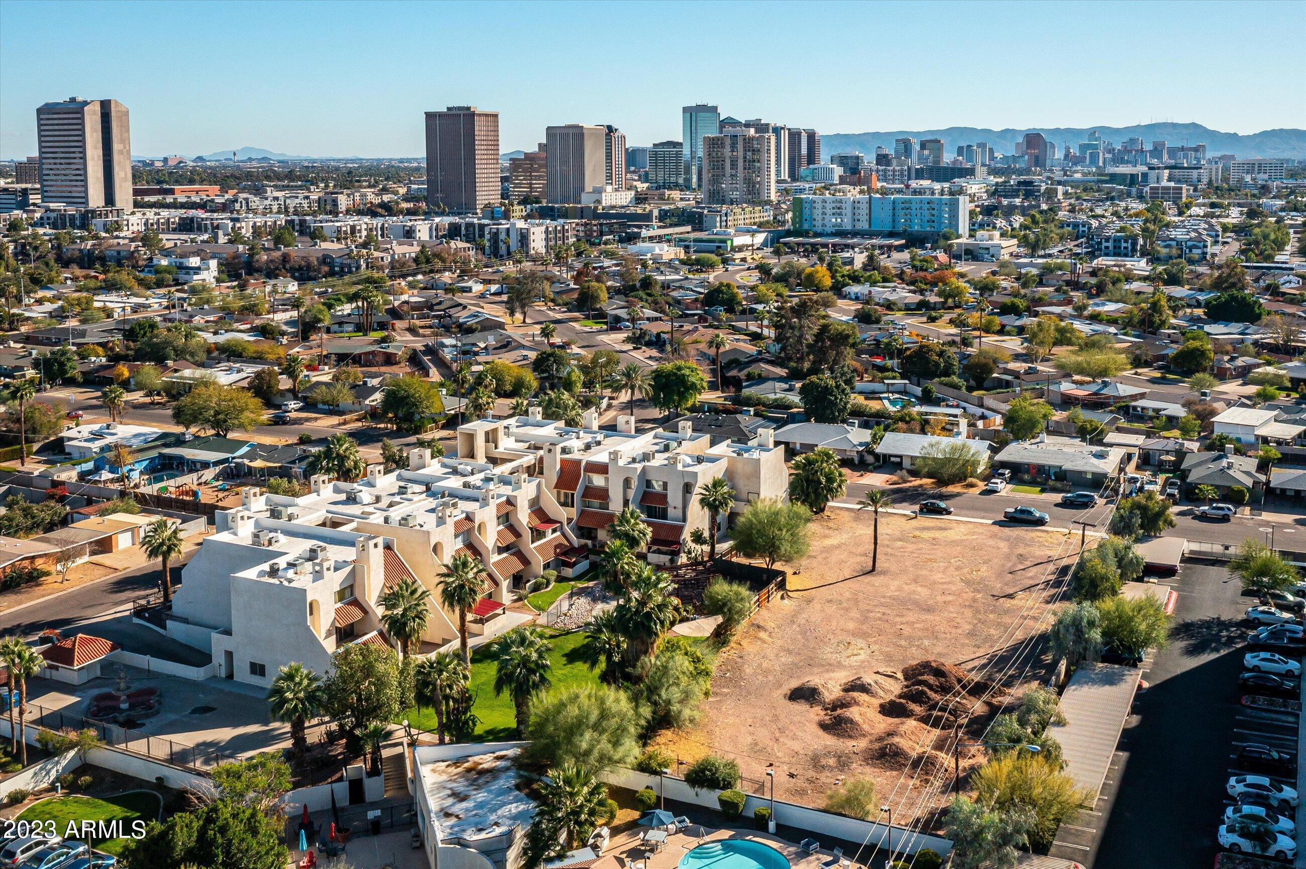 PARK FIFTH AVENUE CONDOMINIUMS - Land