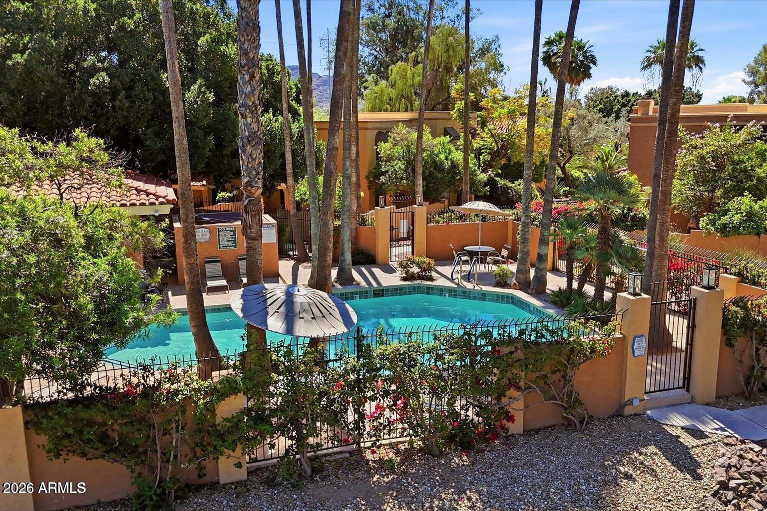 POINTE TAPATIO - Residential