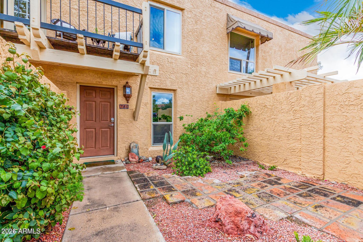 POINTE TAPATIO - Residential