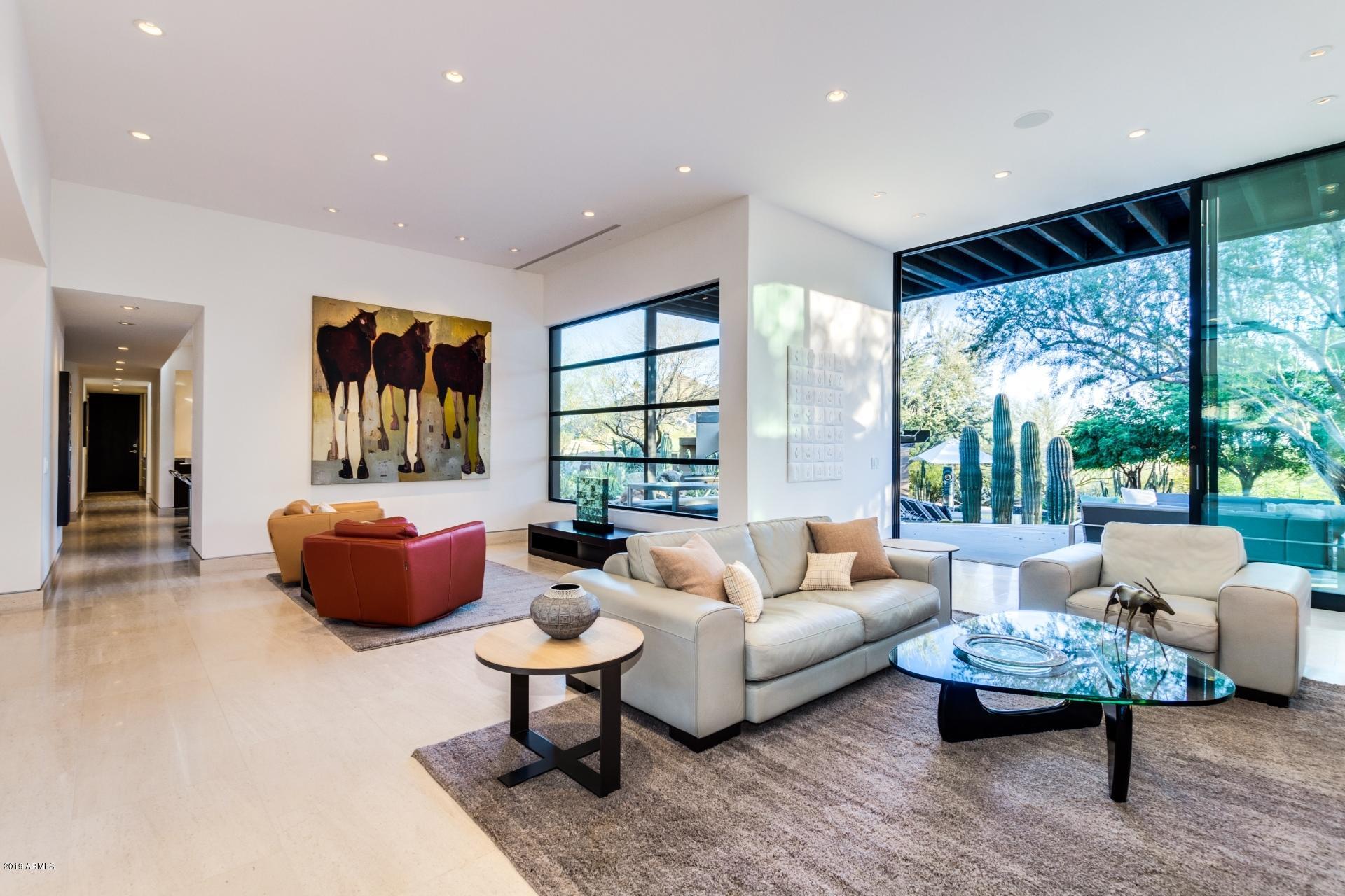 PARADISE HIGHLANDS - Residential