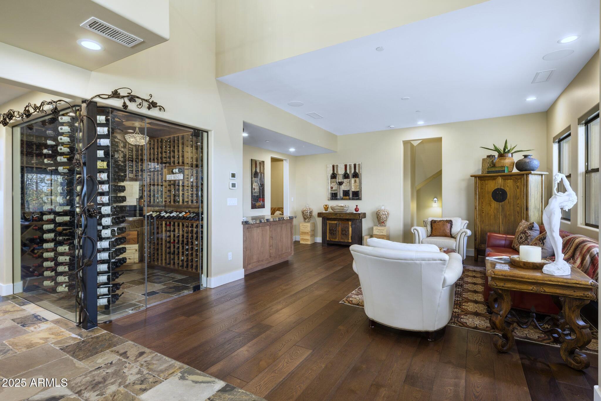 MIRABEL Club - Residential