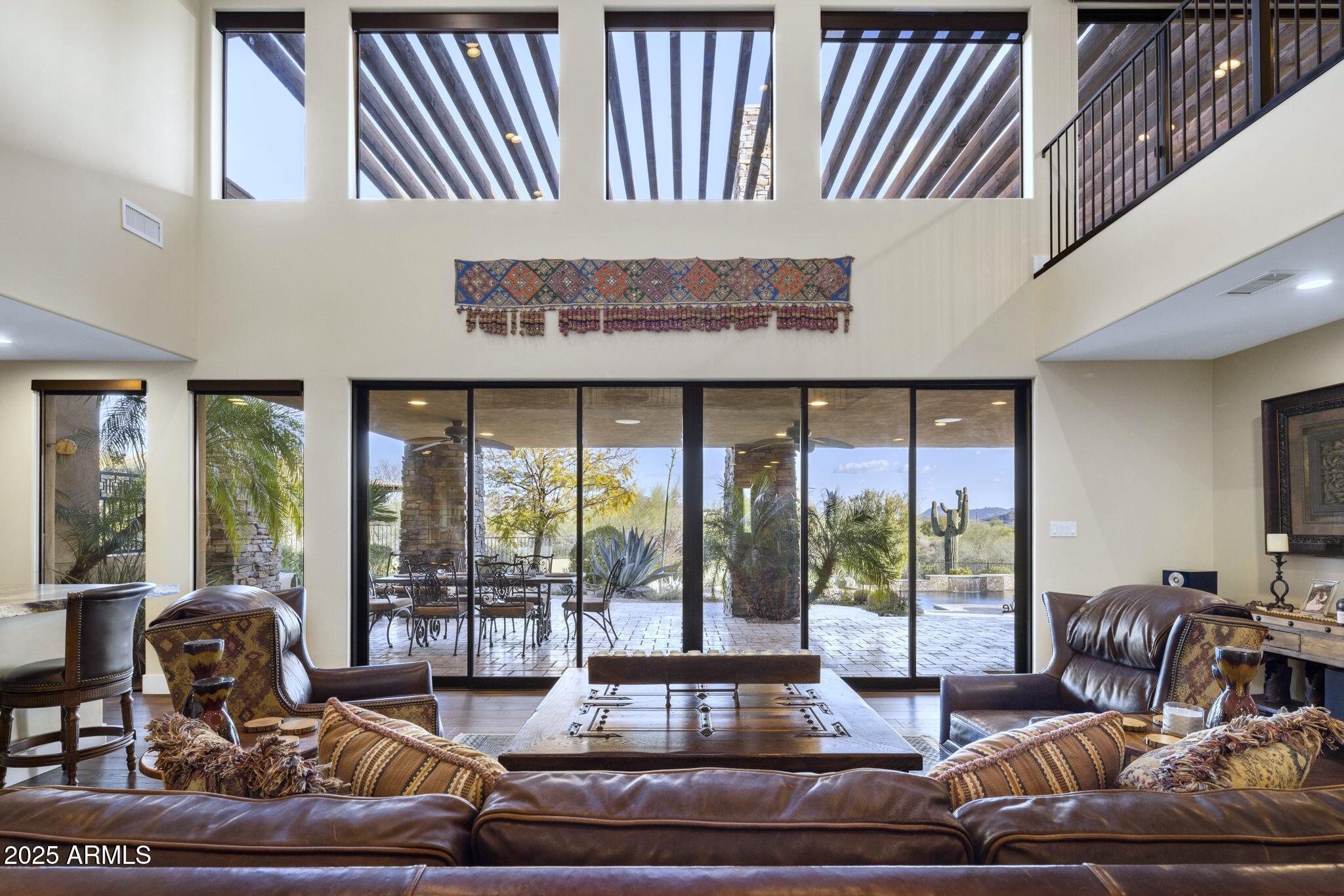 MIRABEL Club - Residential