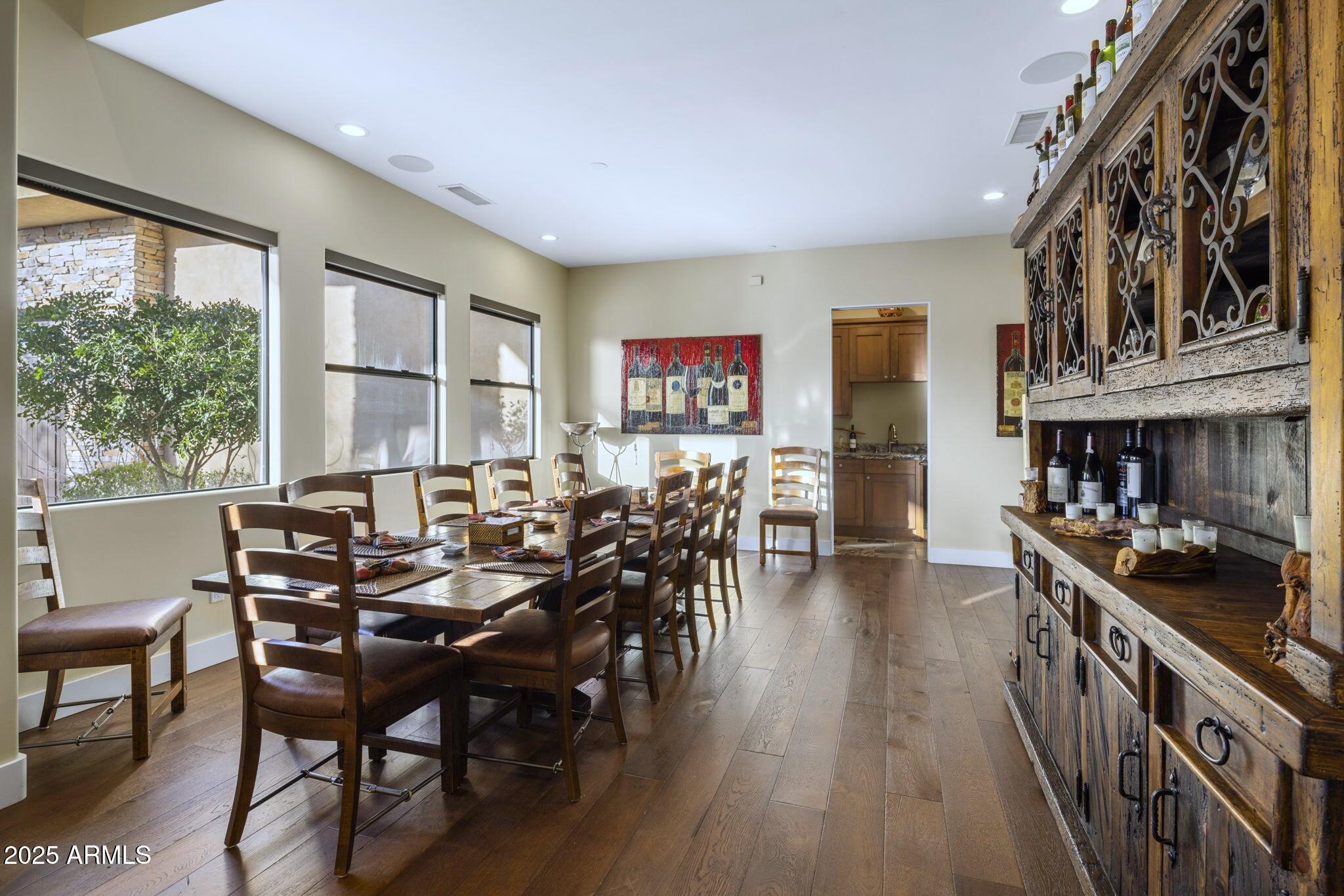 MIRABEL Club - Residential