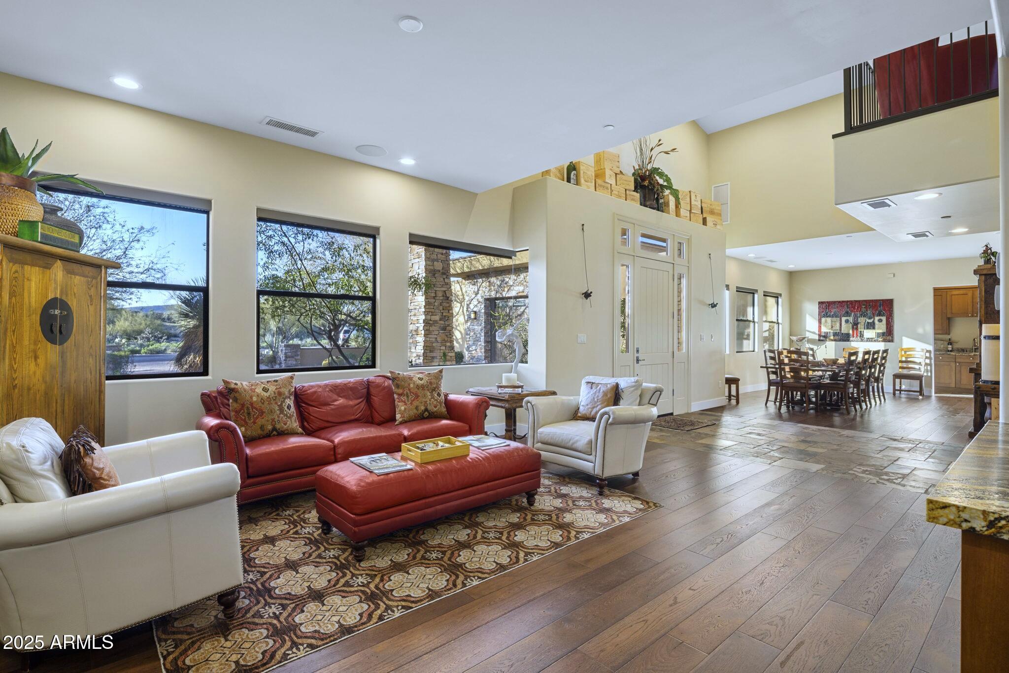 MIRABEL Club - Residential