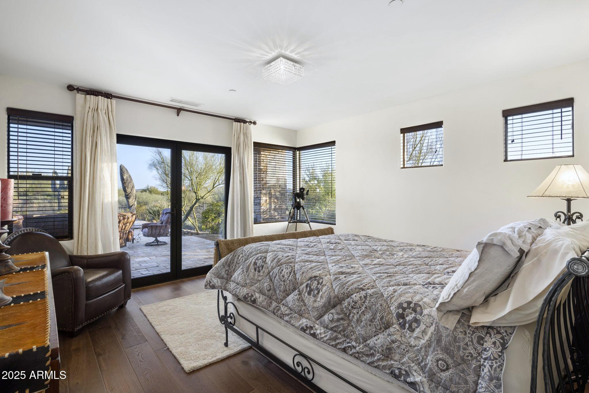 MIRABEL Club - Residential