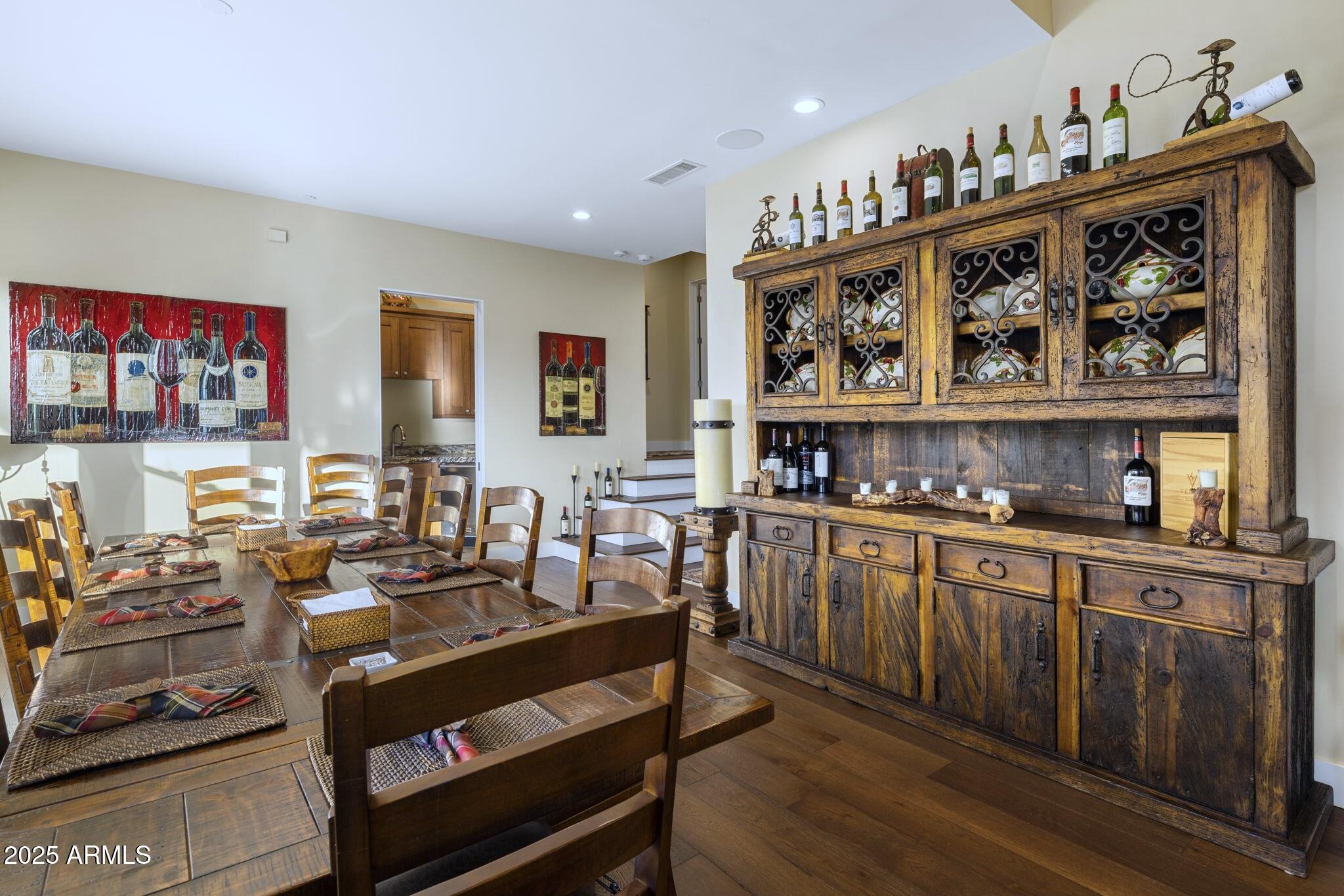 MIRABEL Club - Residential