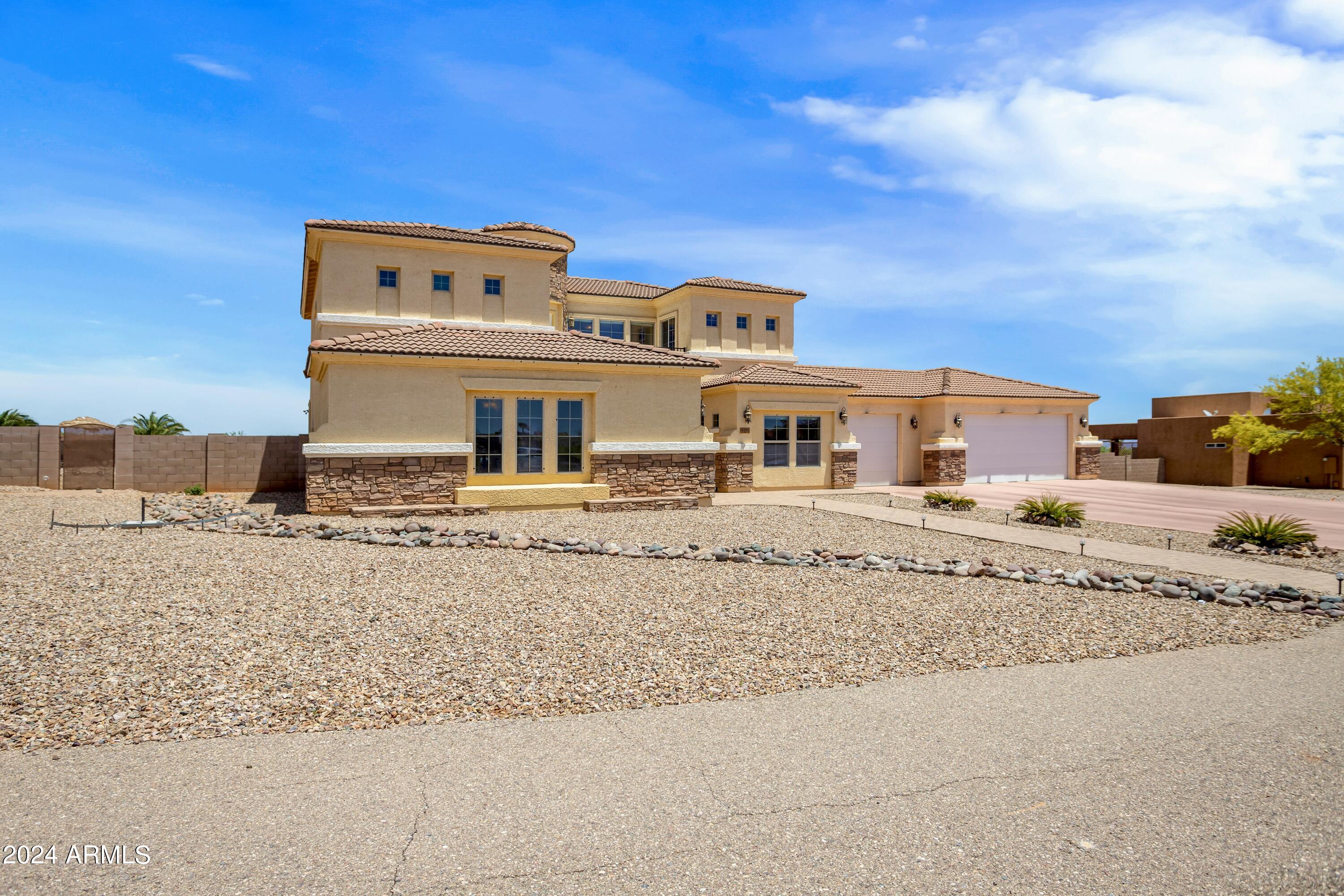 CASAS GRANDE - Residential