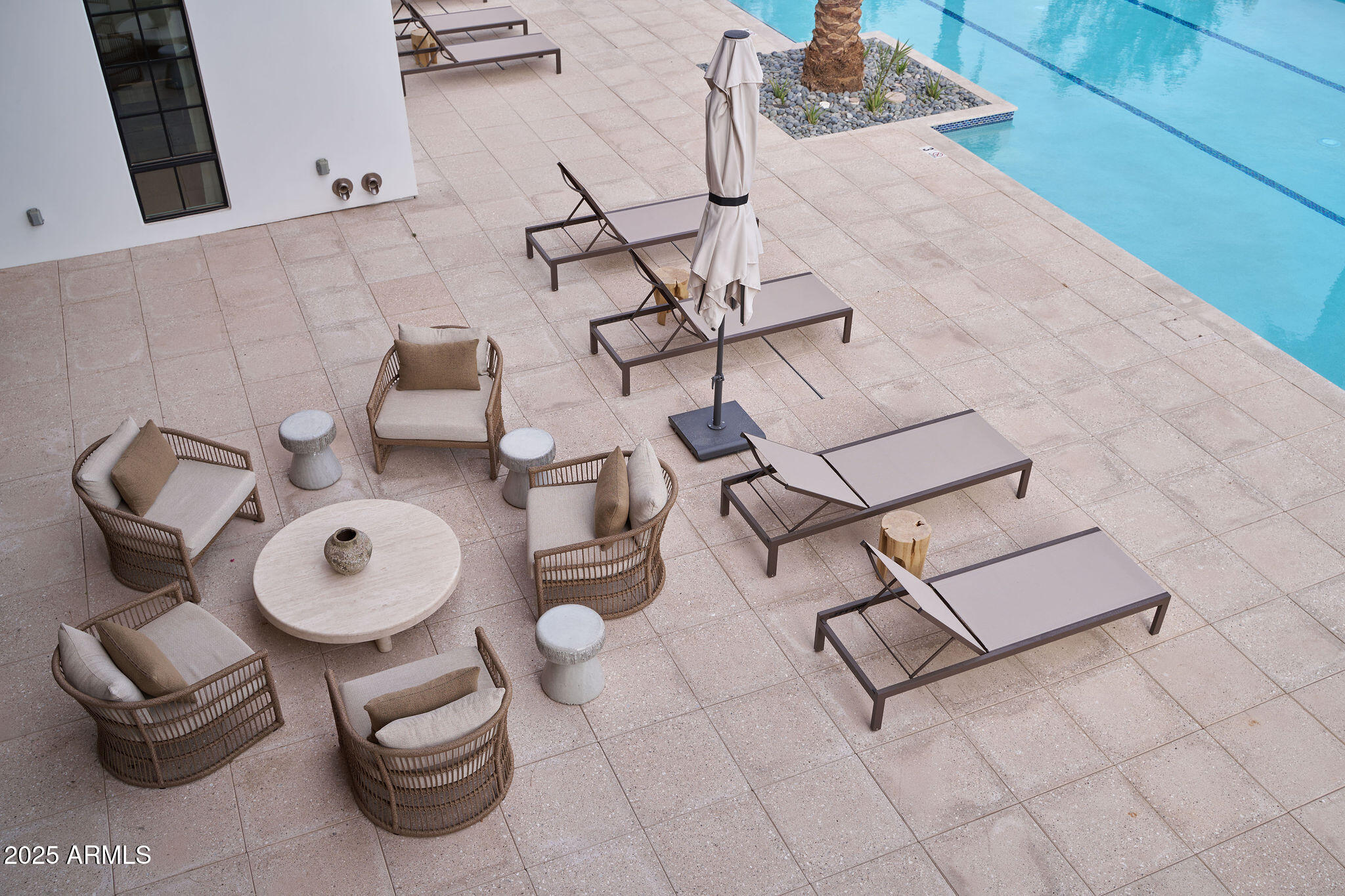 ASCENT AT THE PHOENICIAN MOUNTAINSIDE RESIDENCE - Residential
