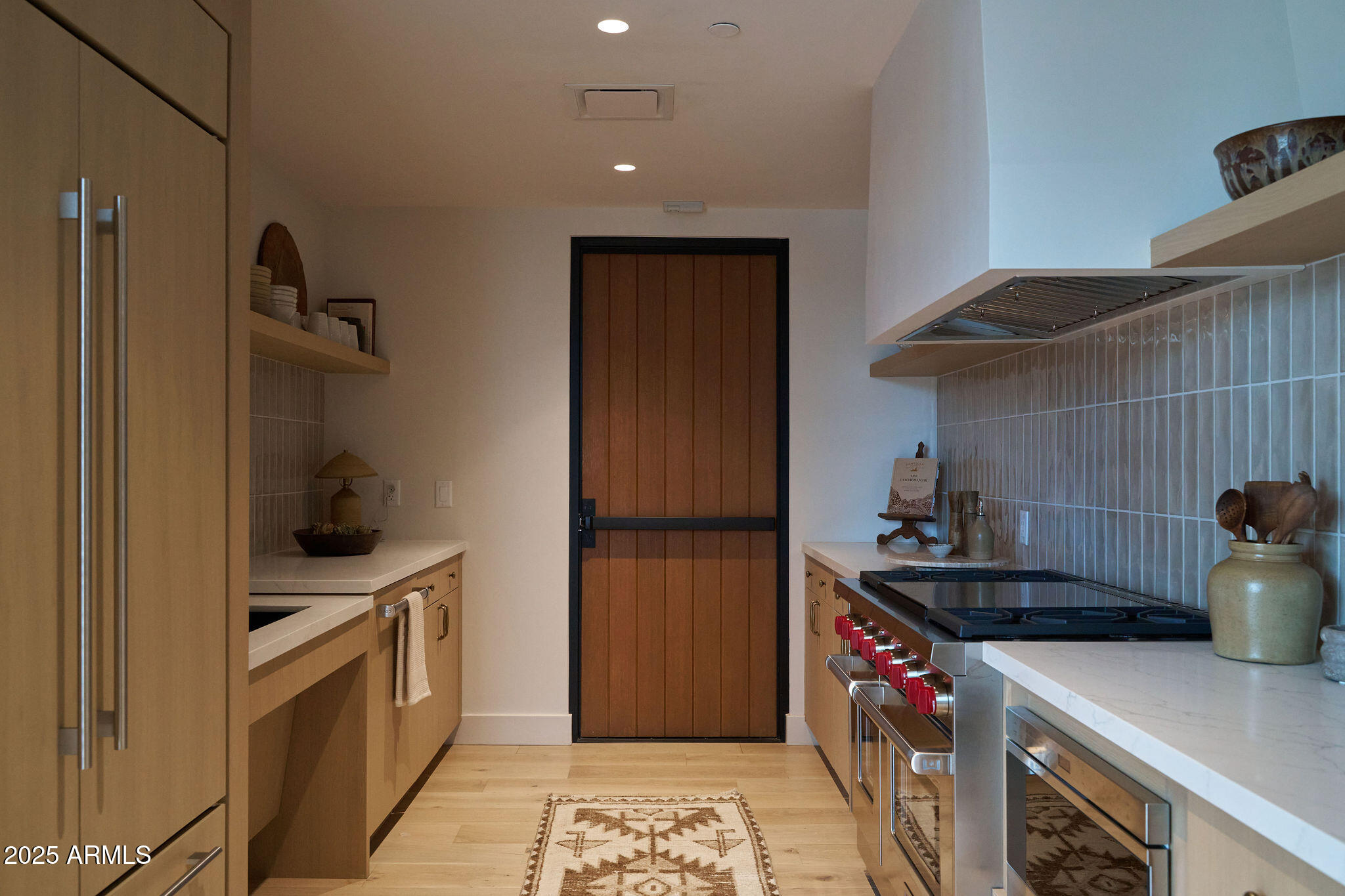 ASCENT AT THE PHOENICIAN MOUNTAINSIDE RESIDENCE - Residential
