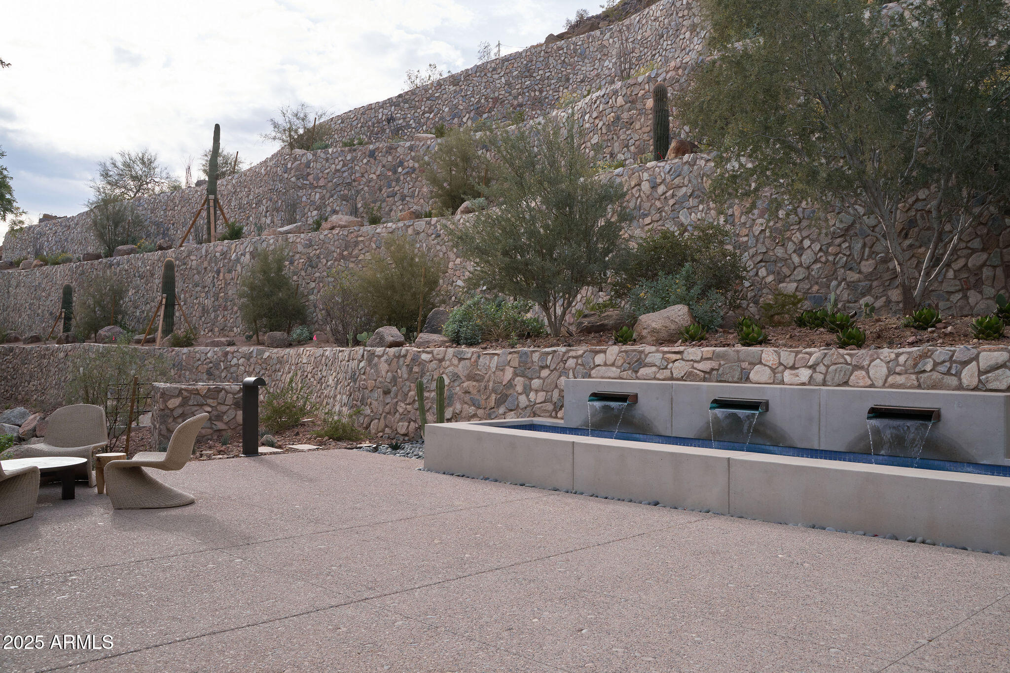 ASCENT AT THE PHOENICIAN MOUNTAINSIDE RESIDENCE - Residential