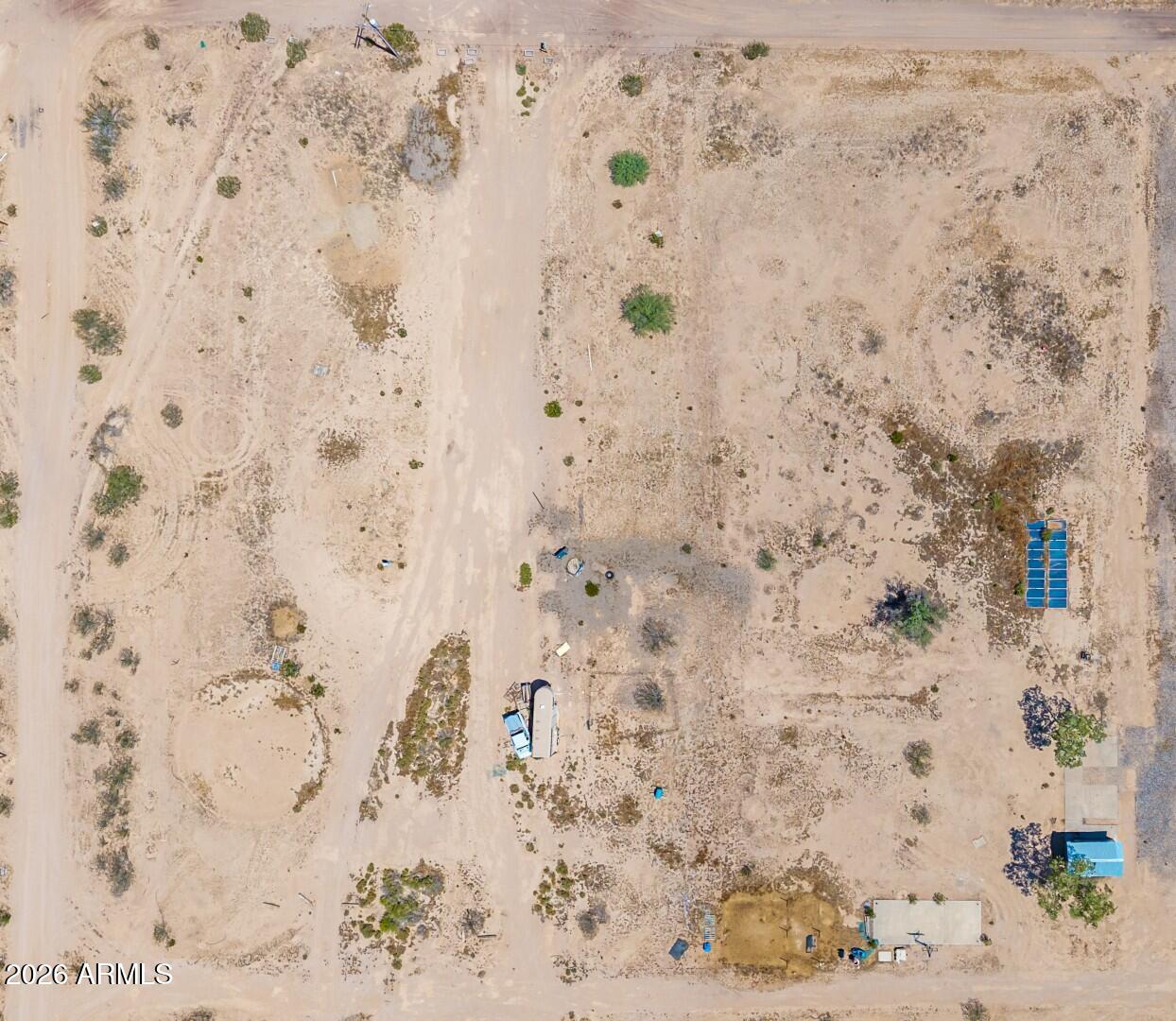 COM @ S/4 COR OF SEC 2-4S-8E TH W-55.59 TH N-647.7 - Land
