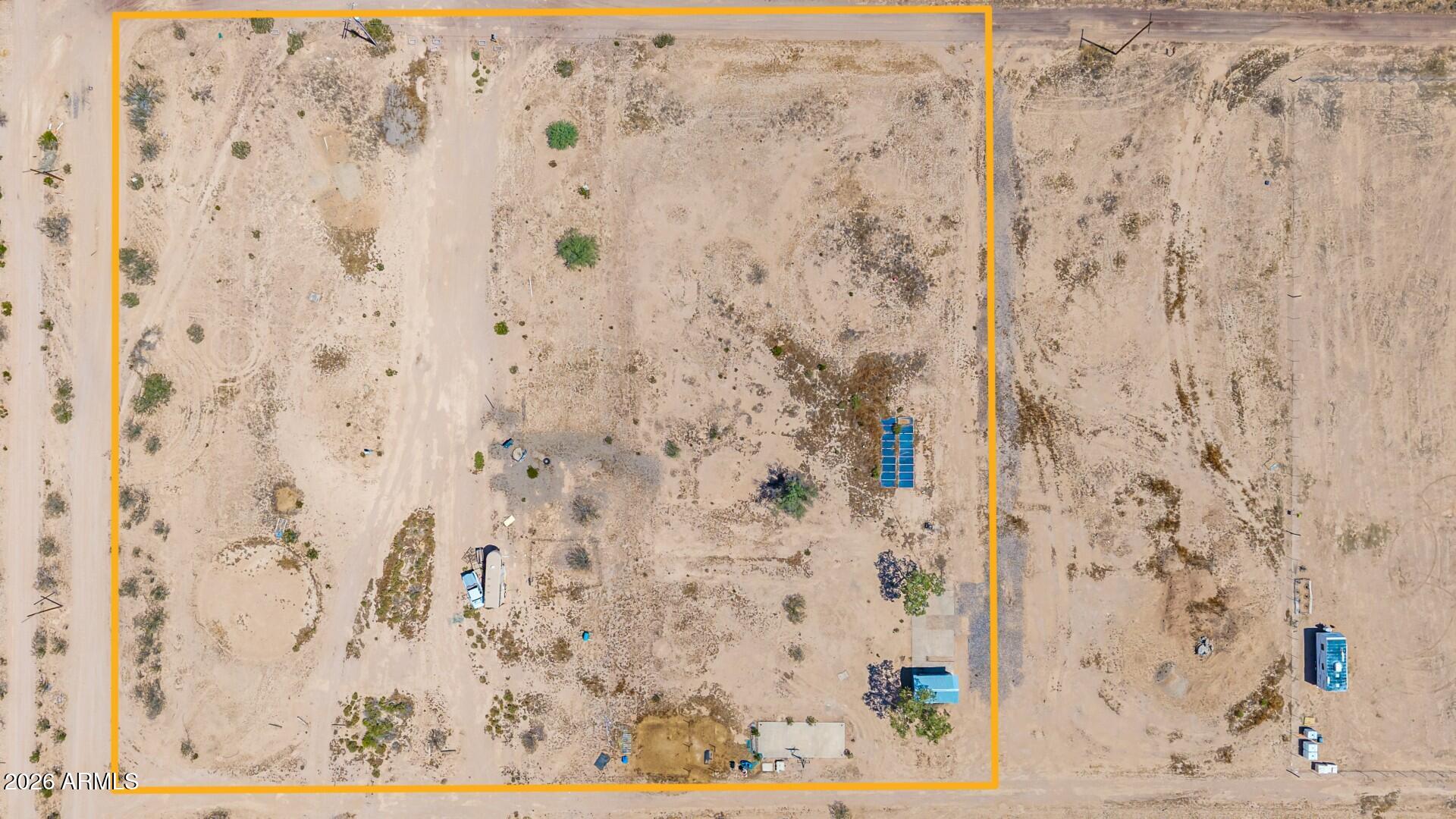 COM @ S/4 COR OF SEC 2-4S-8E TH W-55.59 TH N-647.7 - Land