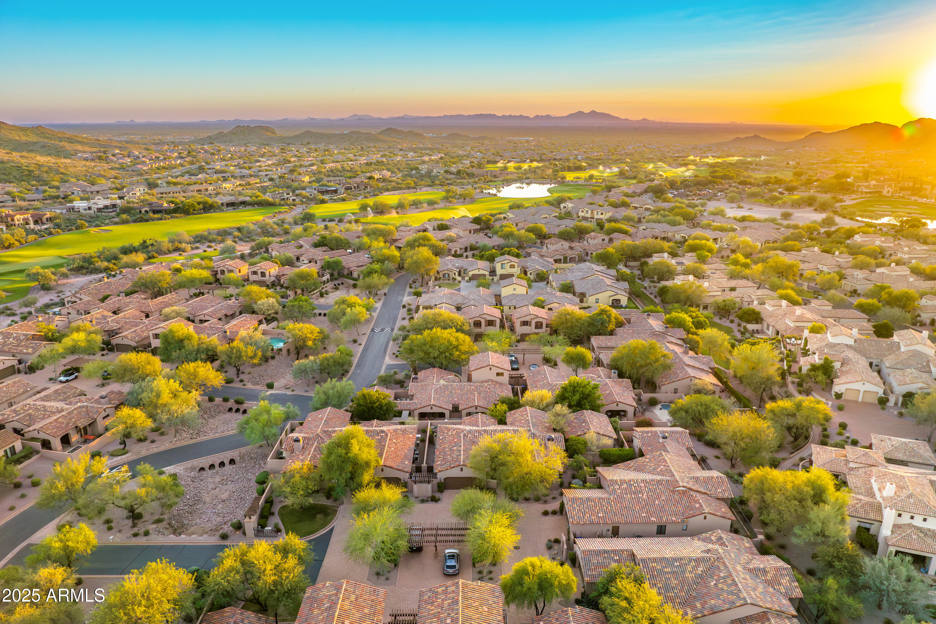 SUPERSTITION MOUNTAIN - Residential