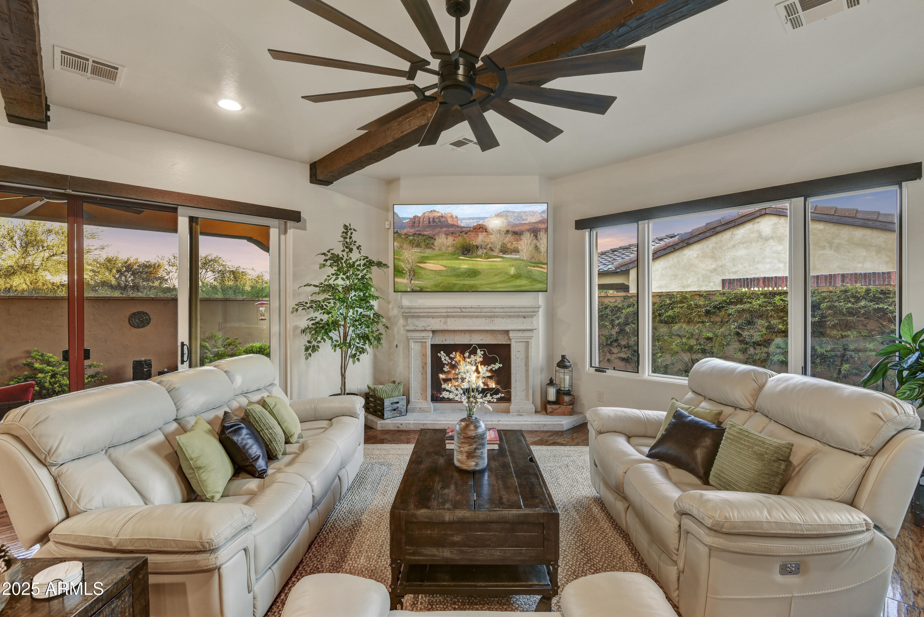 SUPERSTITION MOUNTAIN - Residential