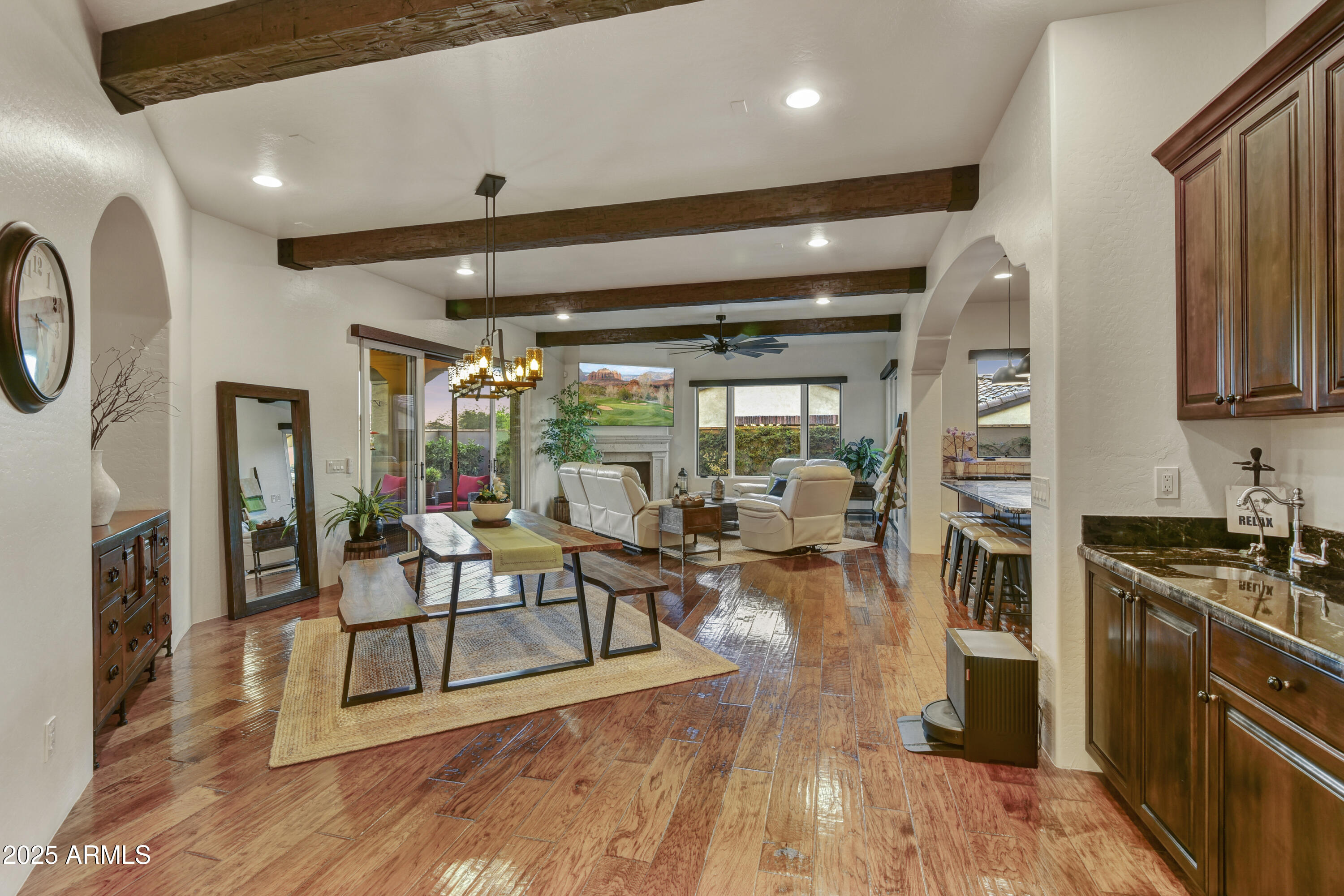 SUPERSTITION MOUNTAIN - Residential