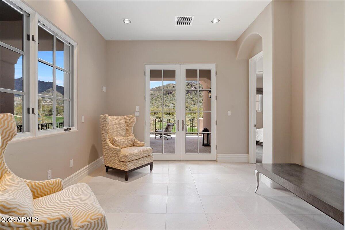 SILVERLEAF - Residential