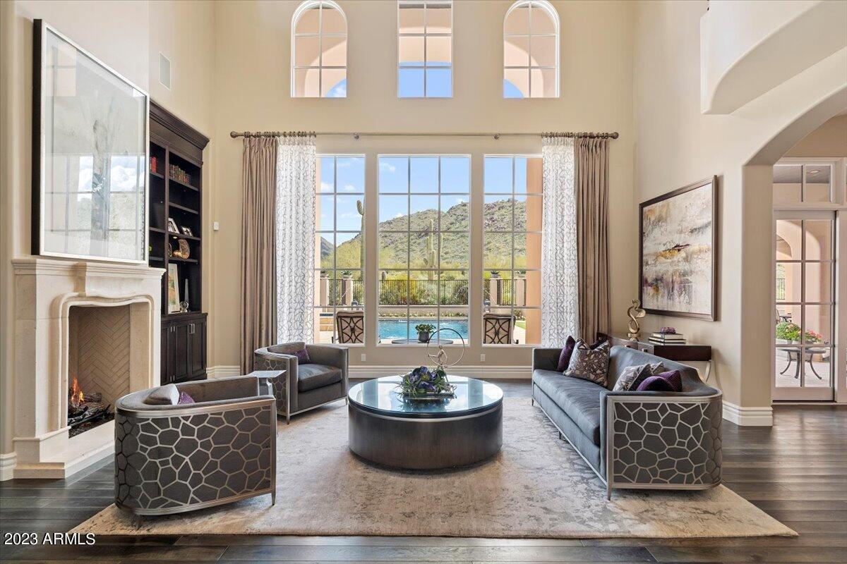 SILVERLEAF - Residential