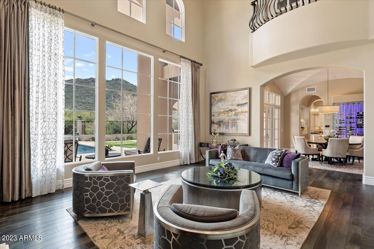 SILVERLEAF - Residential