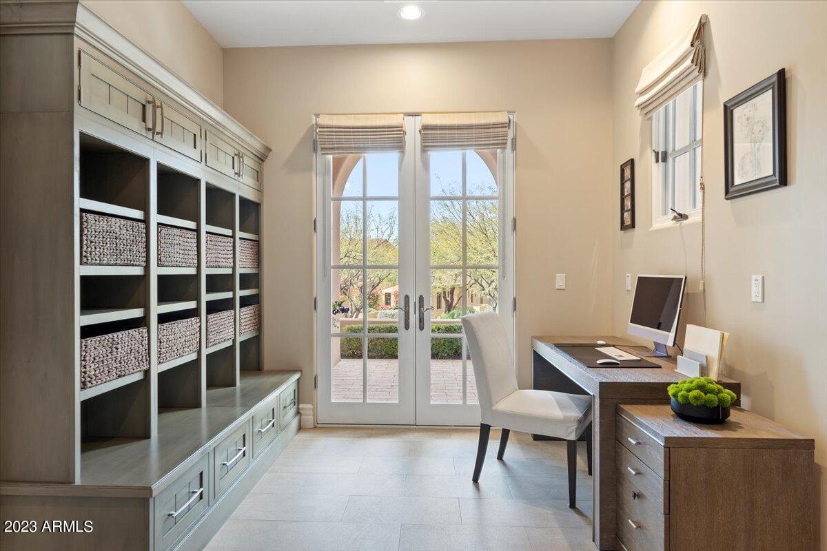 SILVERLEAF - Residential