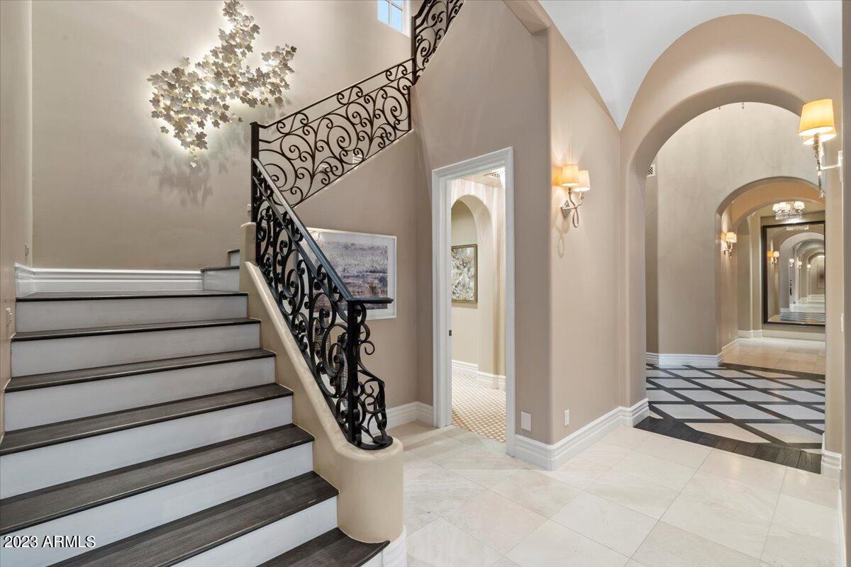 SILVERLEAF - Residential