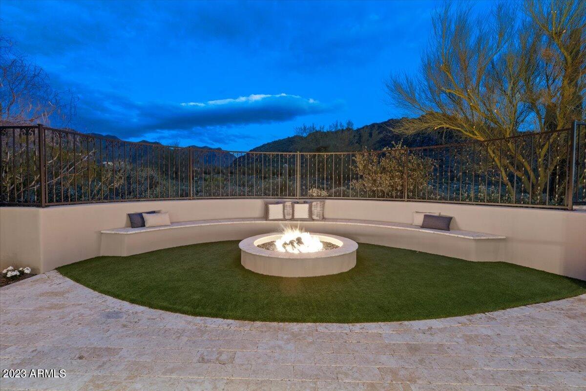 SILVERLEAF - Residential