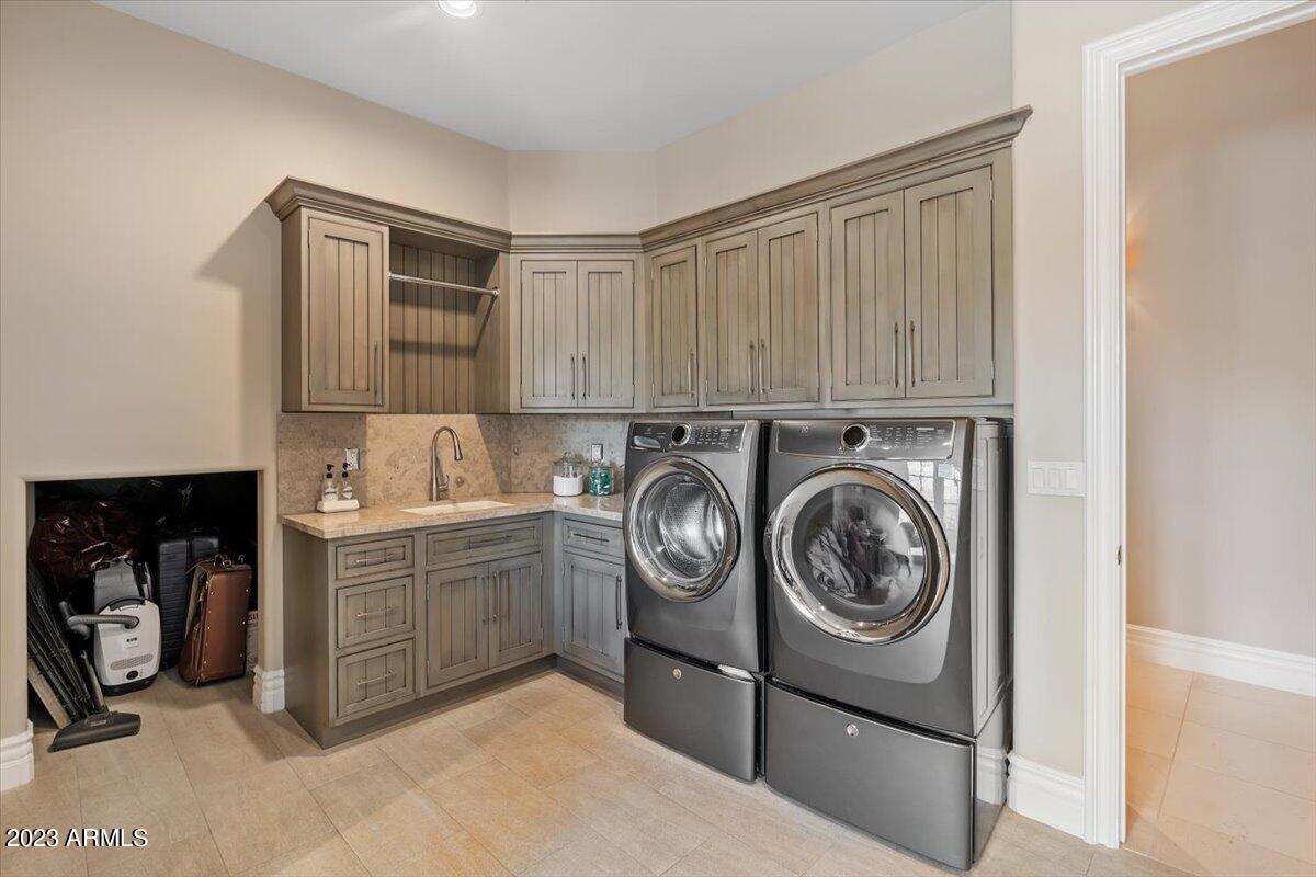 SILVERLEAF - Residential