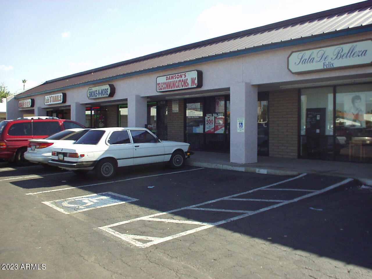 MARYVALE TERRACE 29 LOTS 212-352 & TR A - Commercial Lease