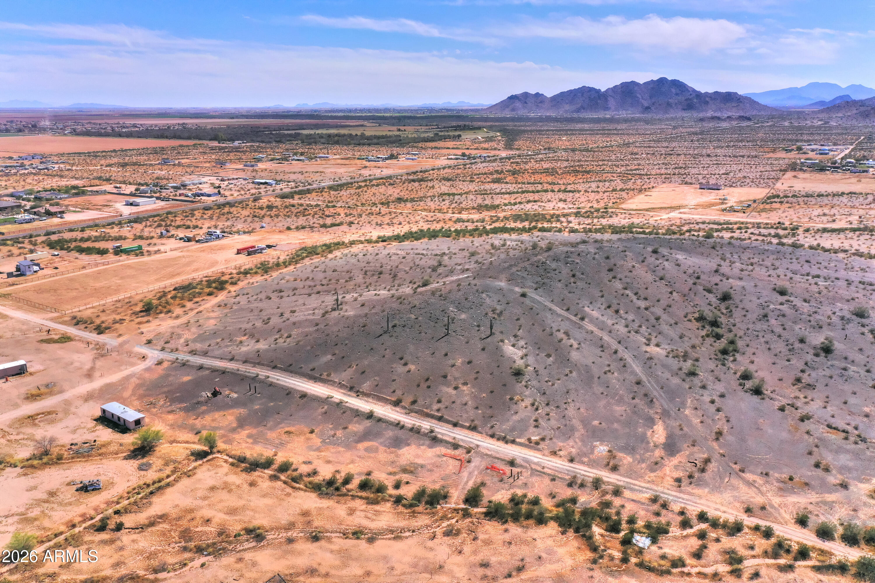 A PORTION OF THE SOUTH HALF OF THE SOUTHEAST QUART - Land