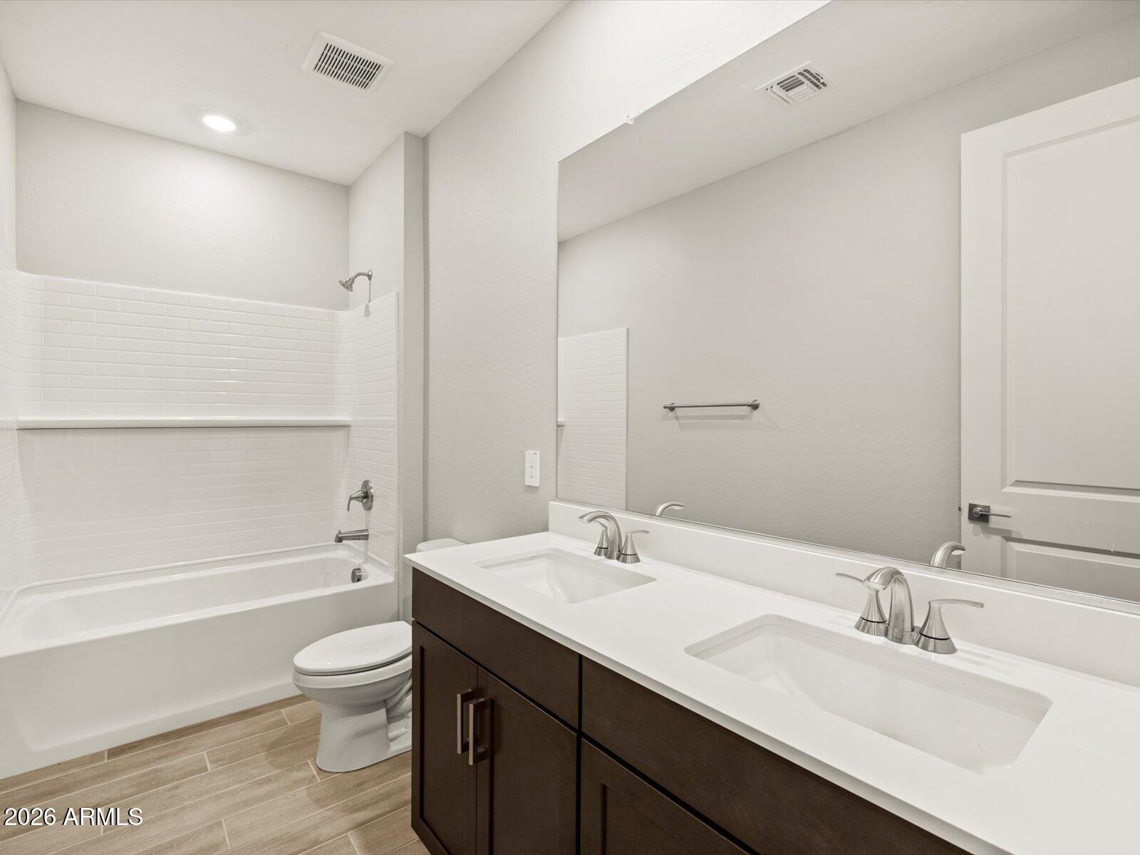 ENTRADA PHASE 1 - Residential