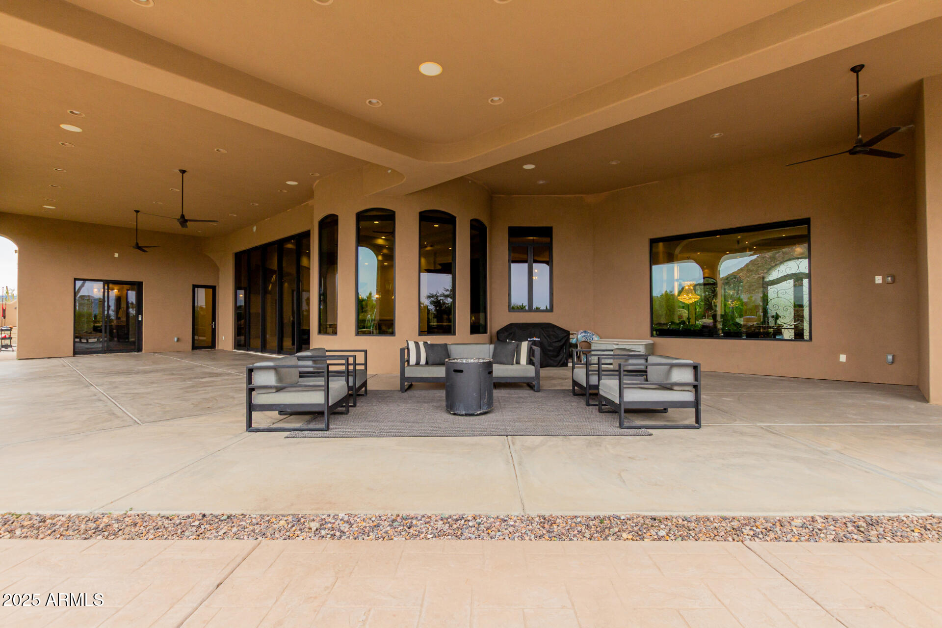 Metes and bounds. - Residential