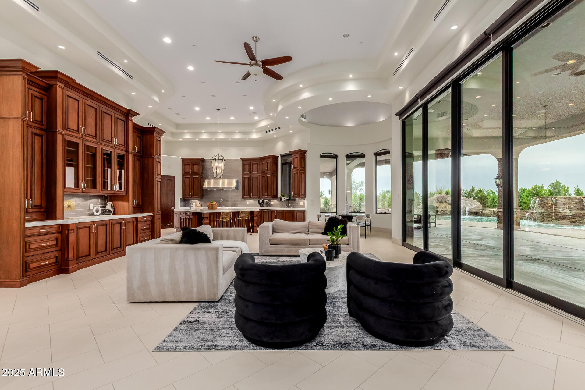 Metes and bounds. - Residential
