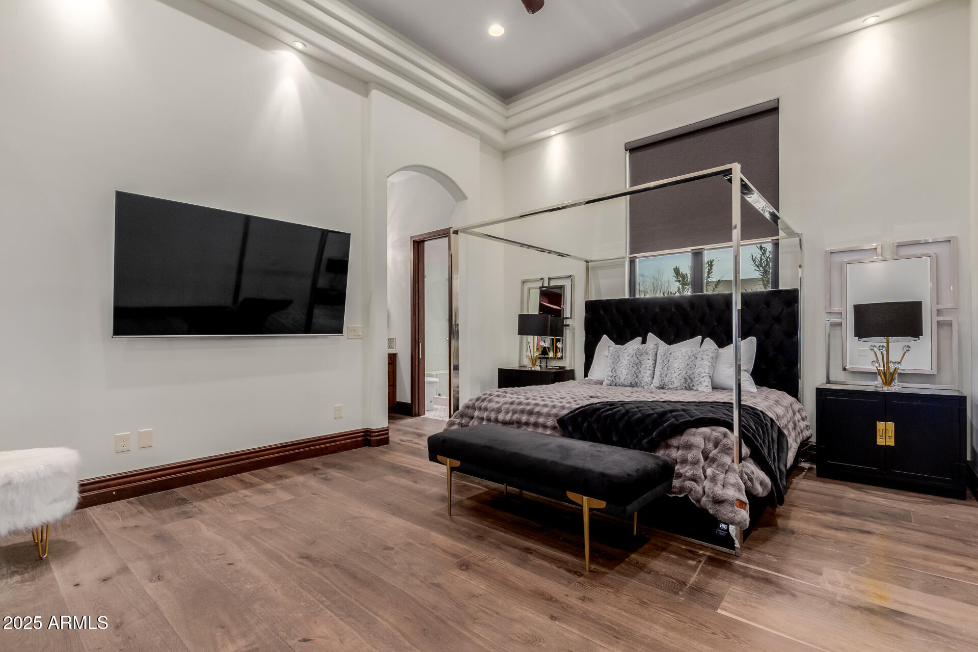 Metes and bounds. - Residential